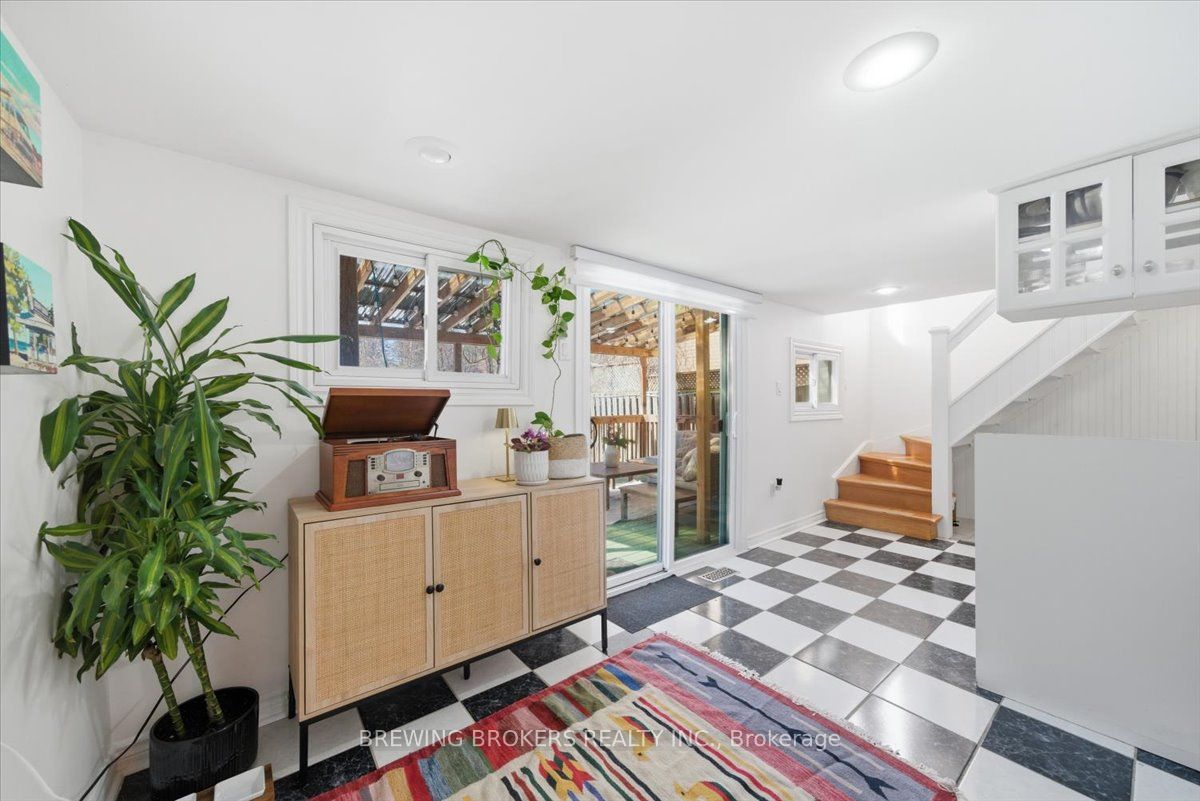 72 Thirteenth Street