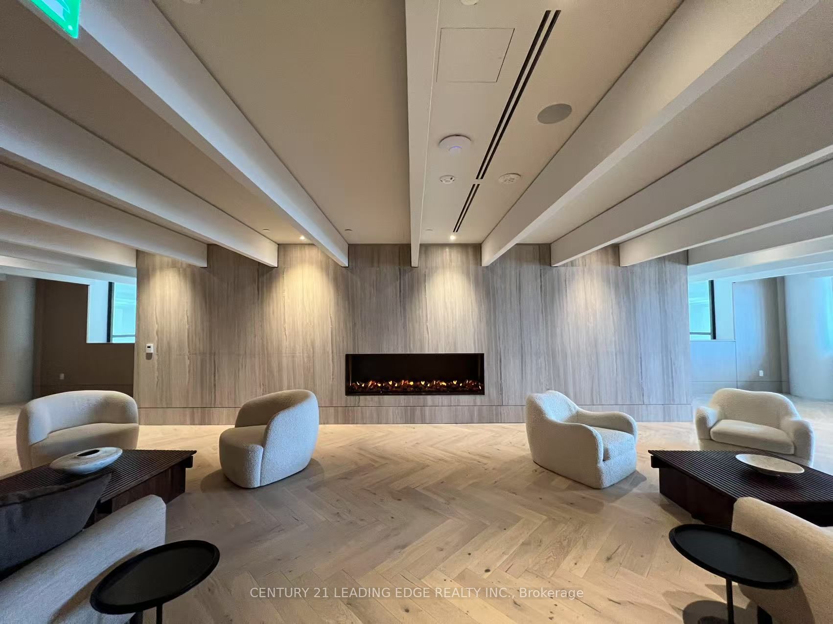 225 Commerce Street 5609