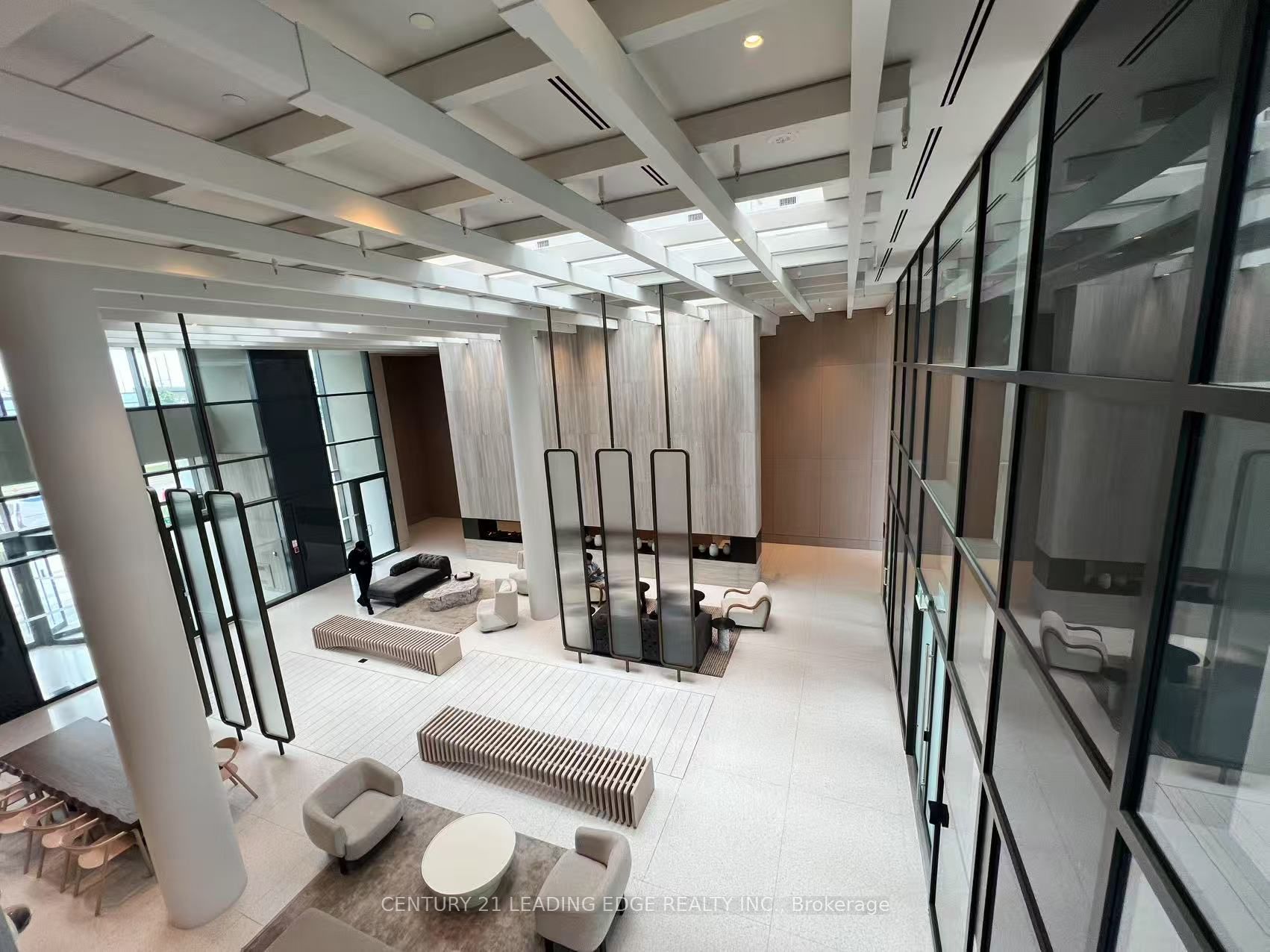225 Commerce Street 5609