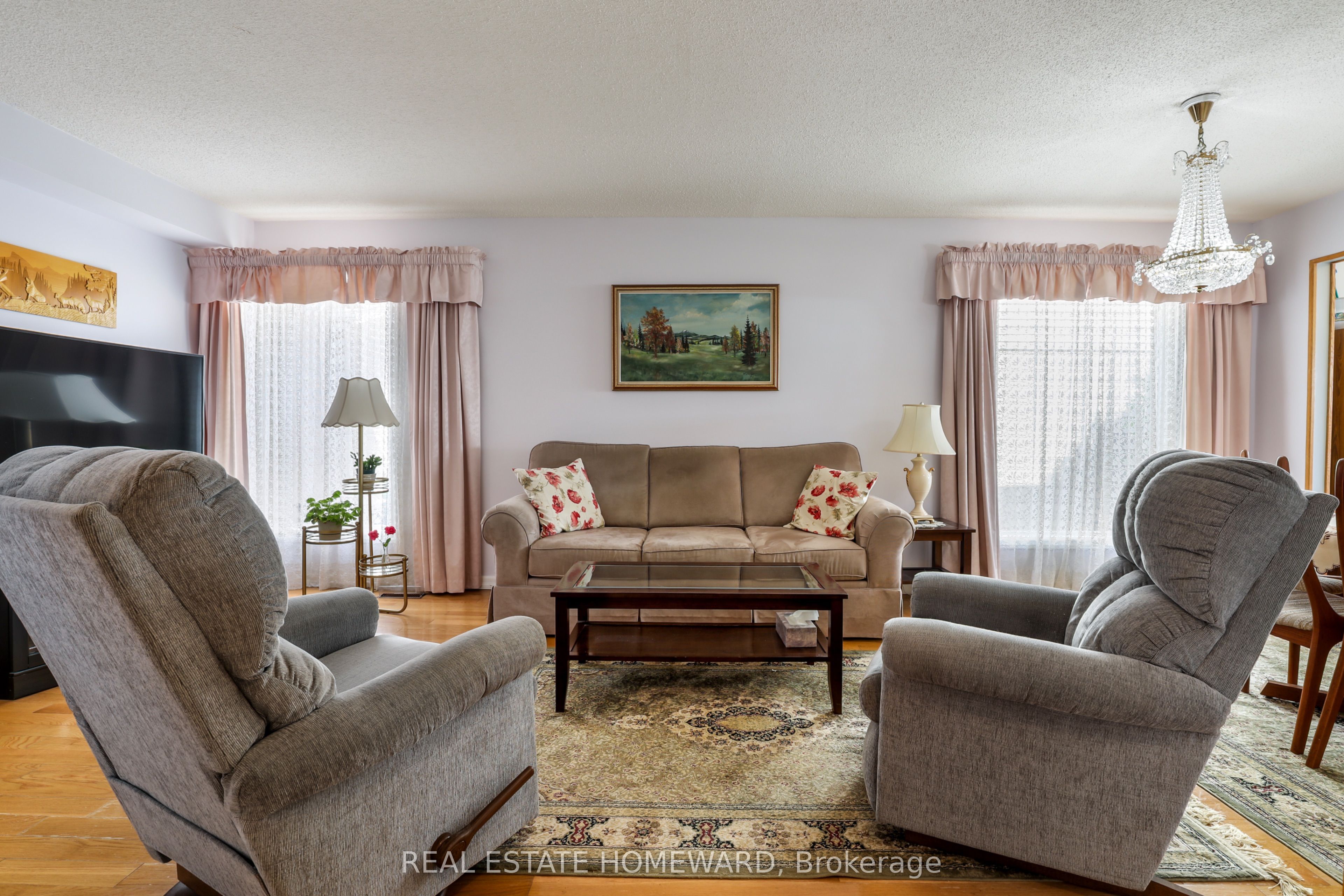 6399 Colebrook Crescent