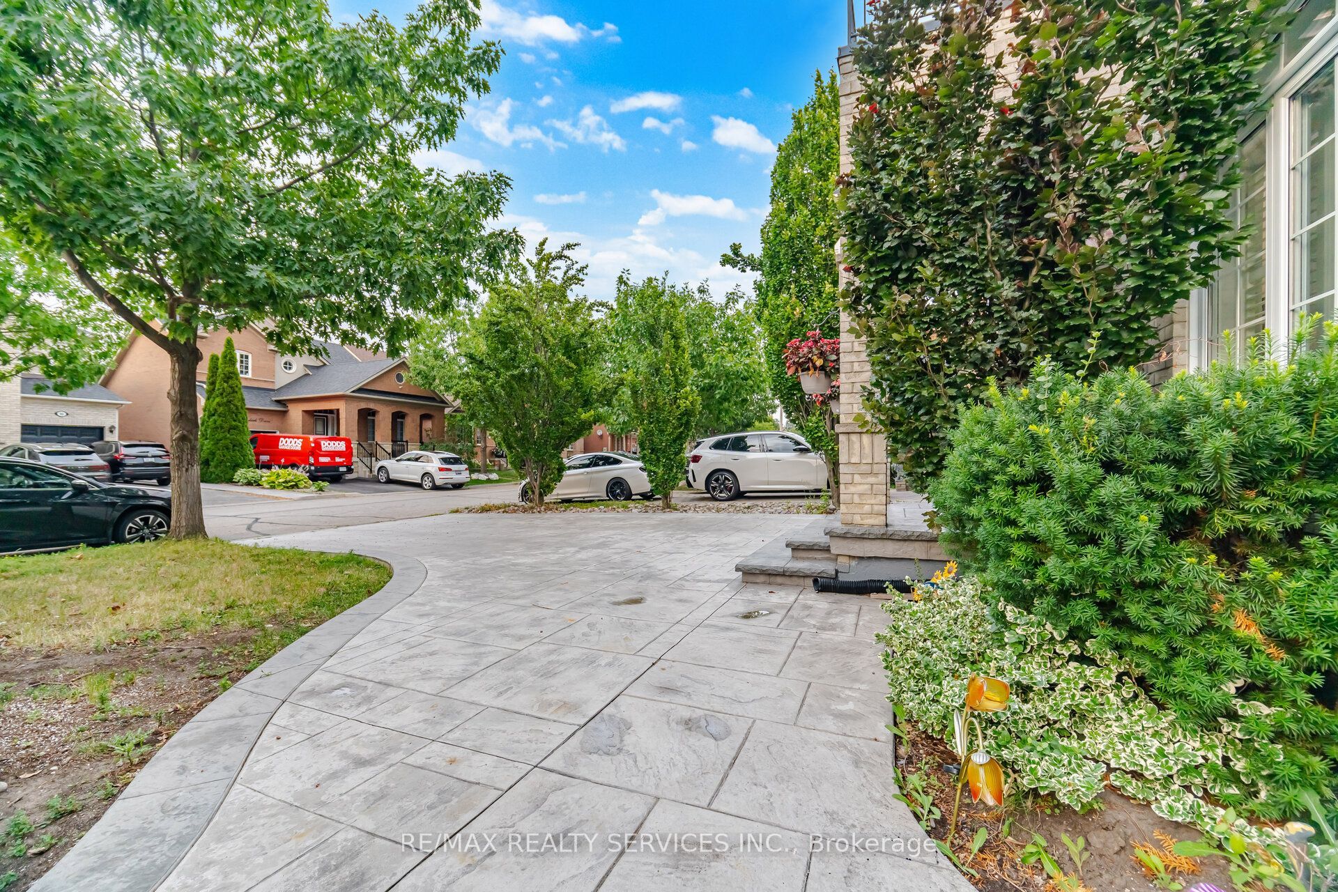 45 Skylark Drive