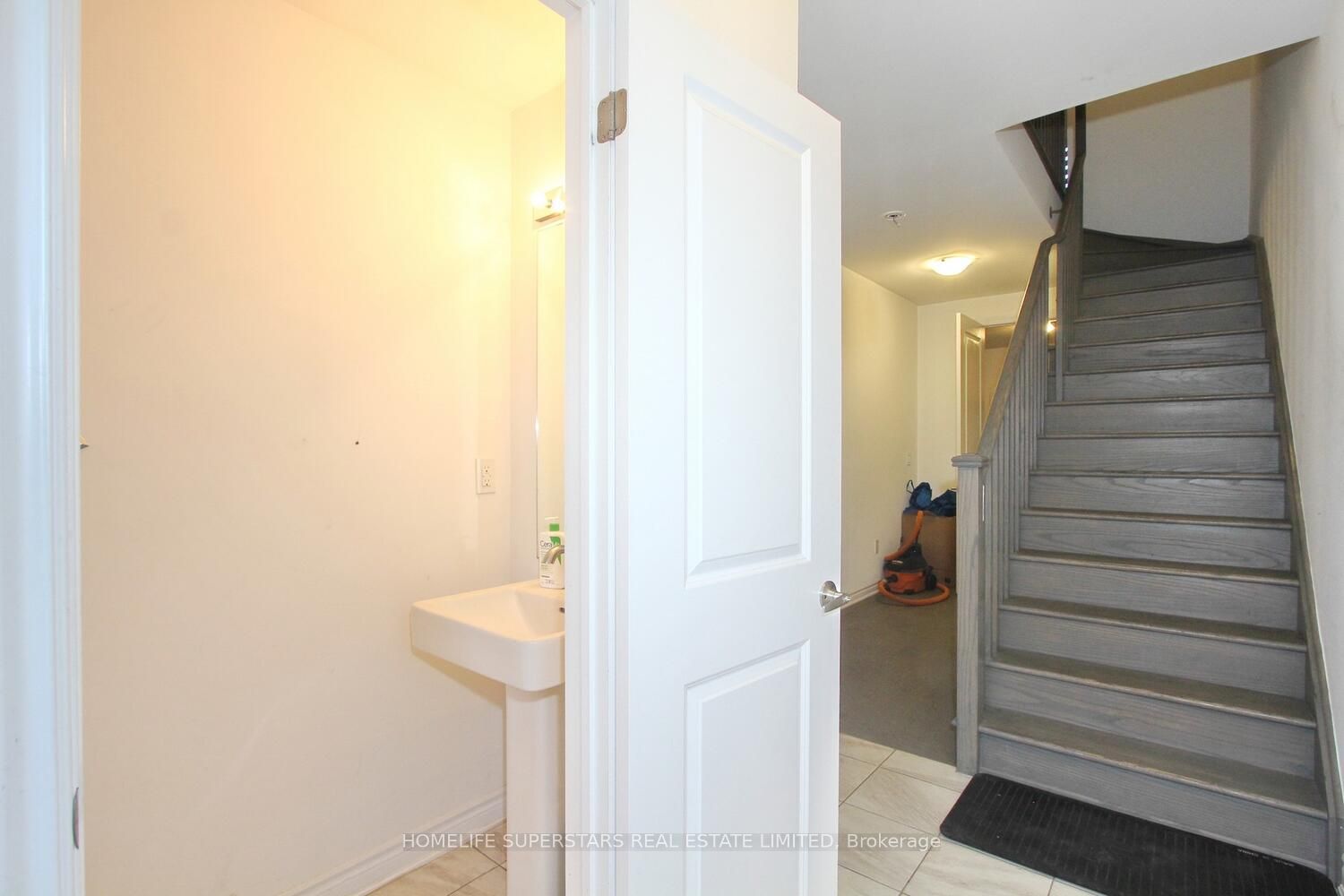 72 Wascana Road