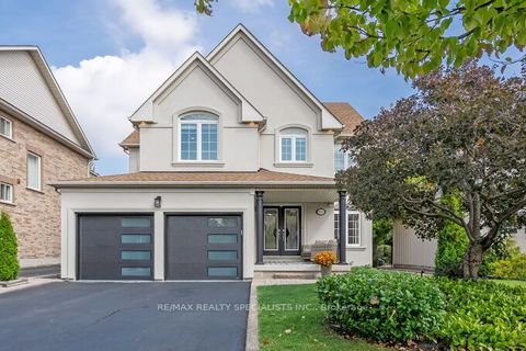 7123 White Pine Court Mississauga ON L5W 1W6
