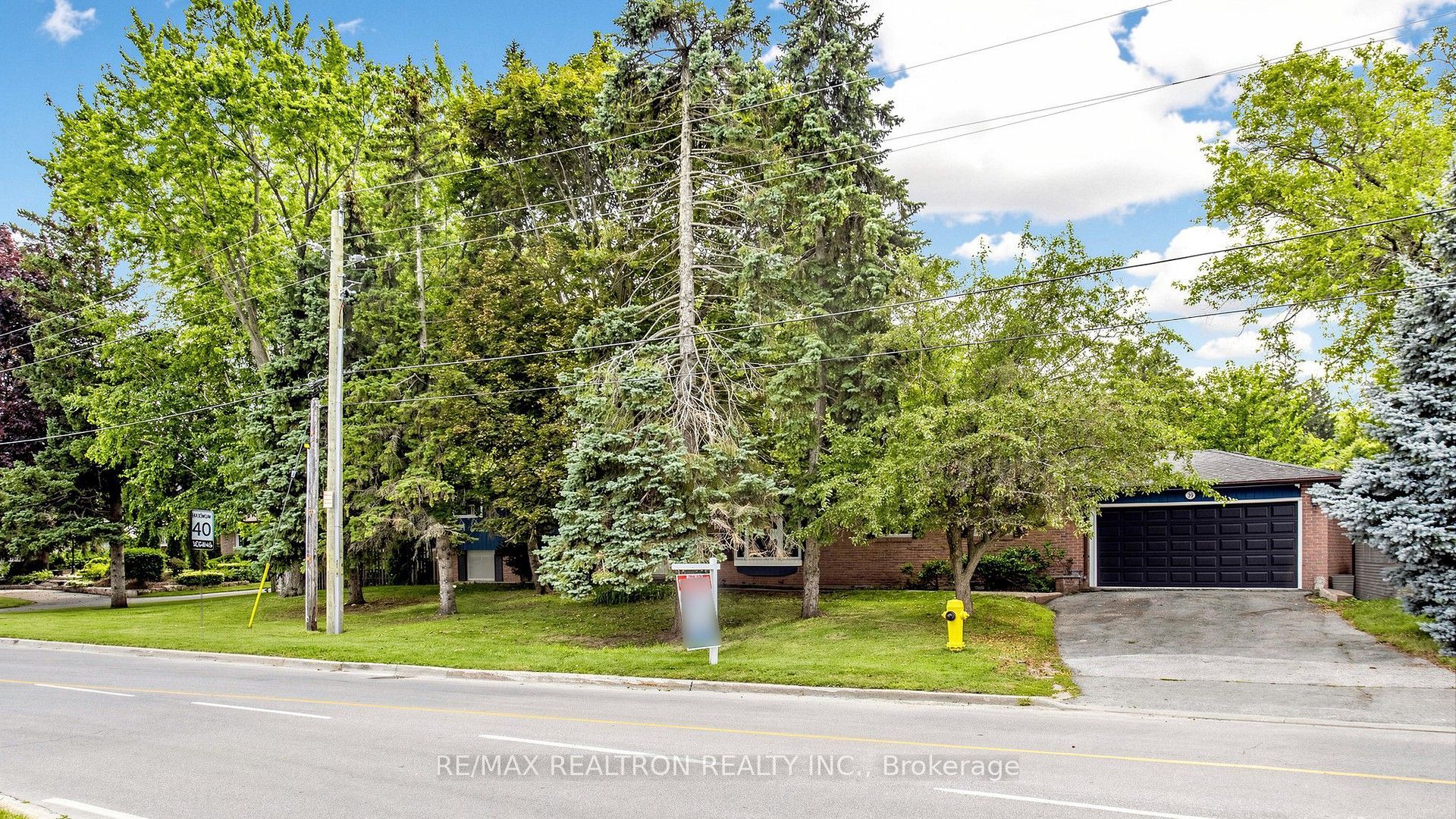 10 Rotherglen Road S