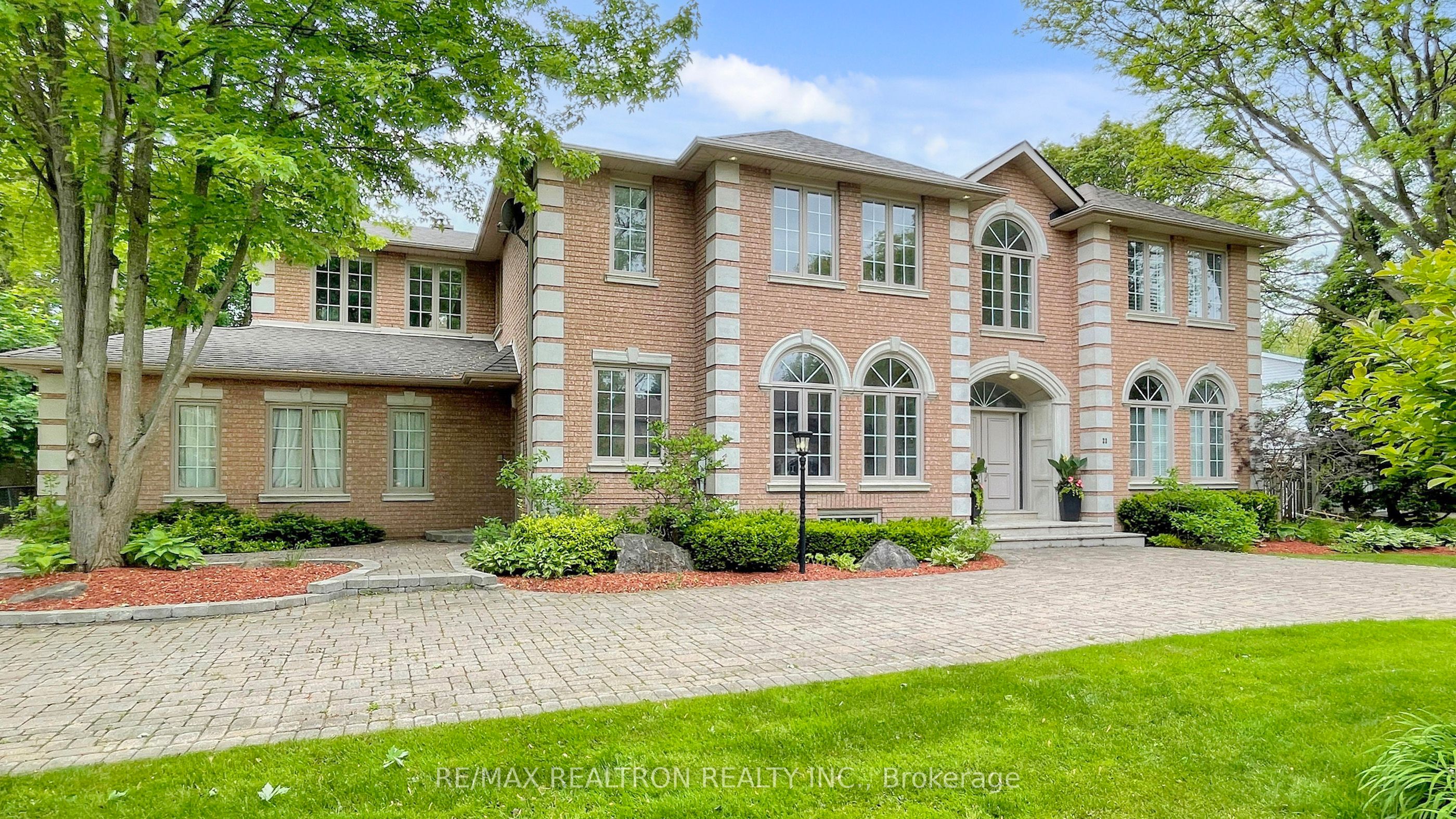 22 Valloncliffe Road