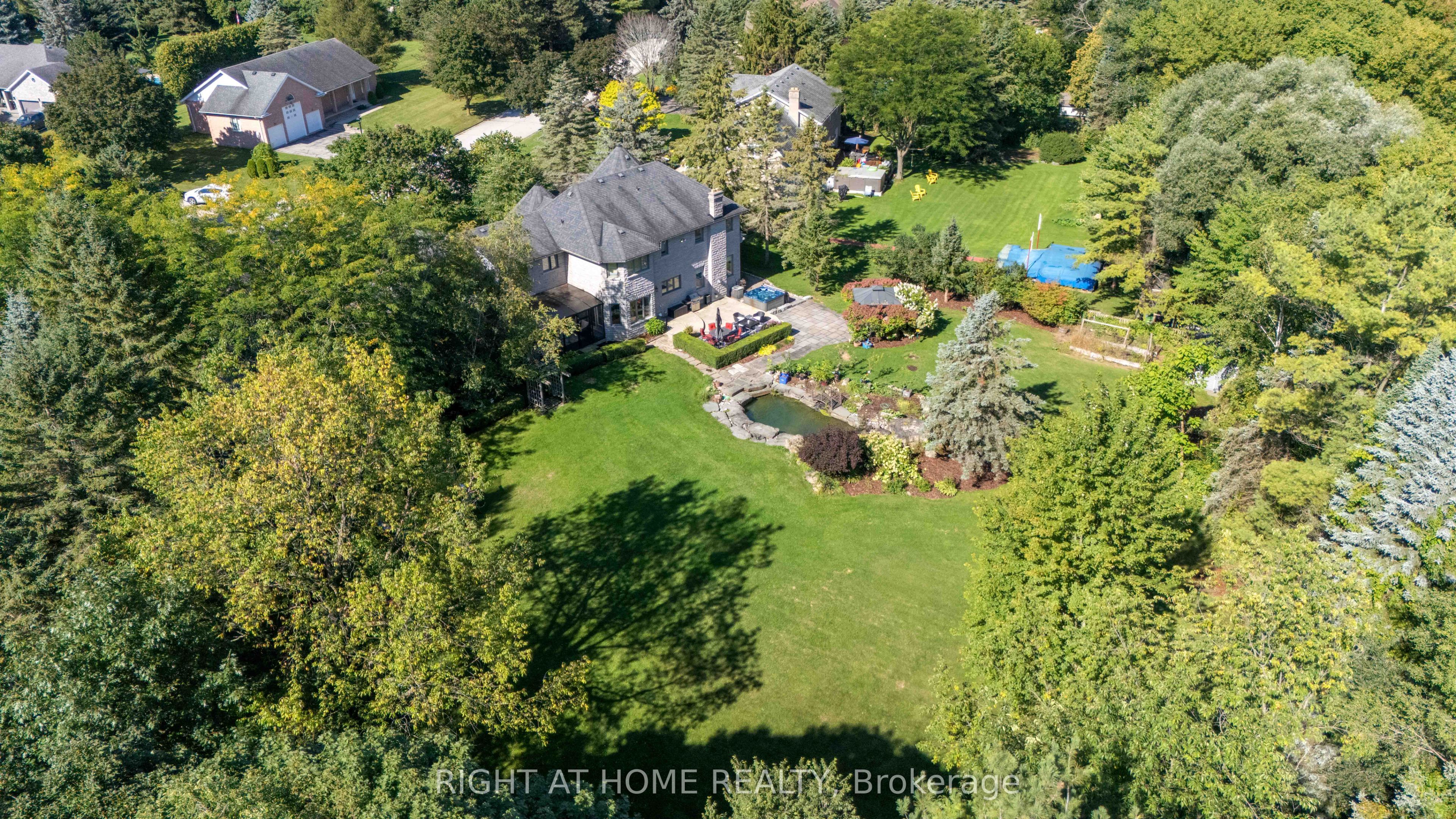 80 Edward Pottage Crescent