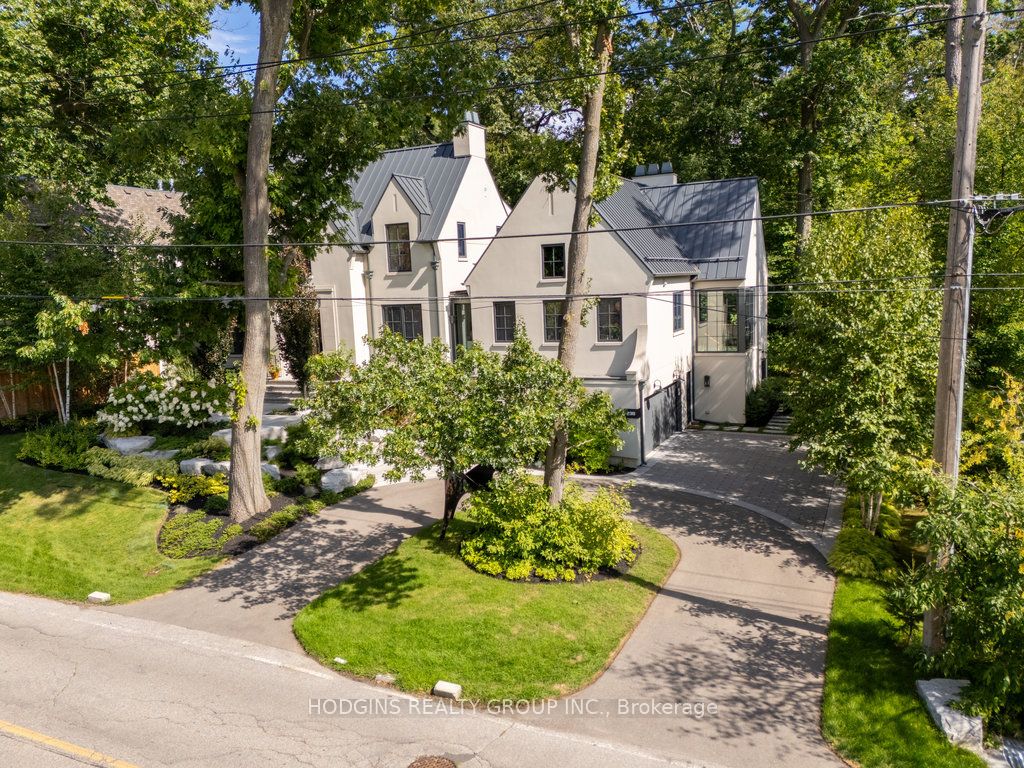 238 Mineola Road W