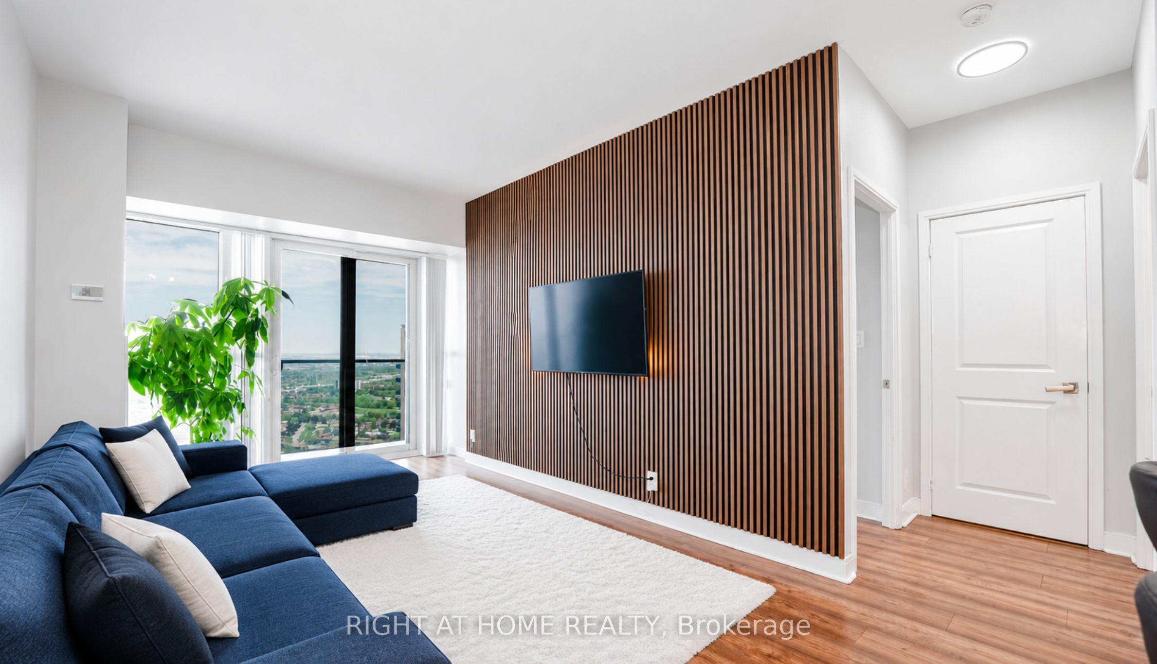 60 Absolute Avenue 3506