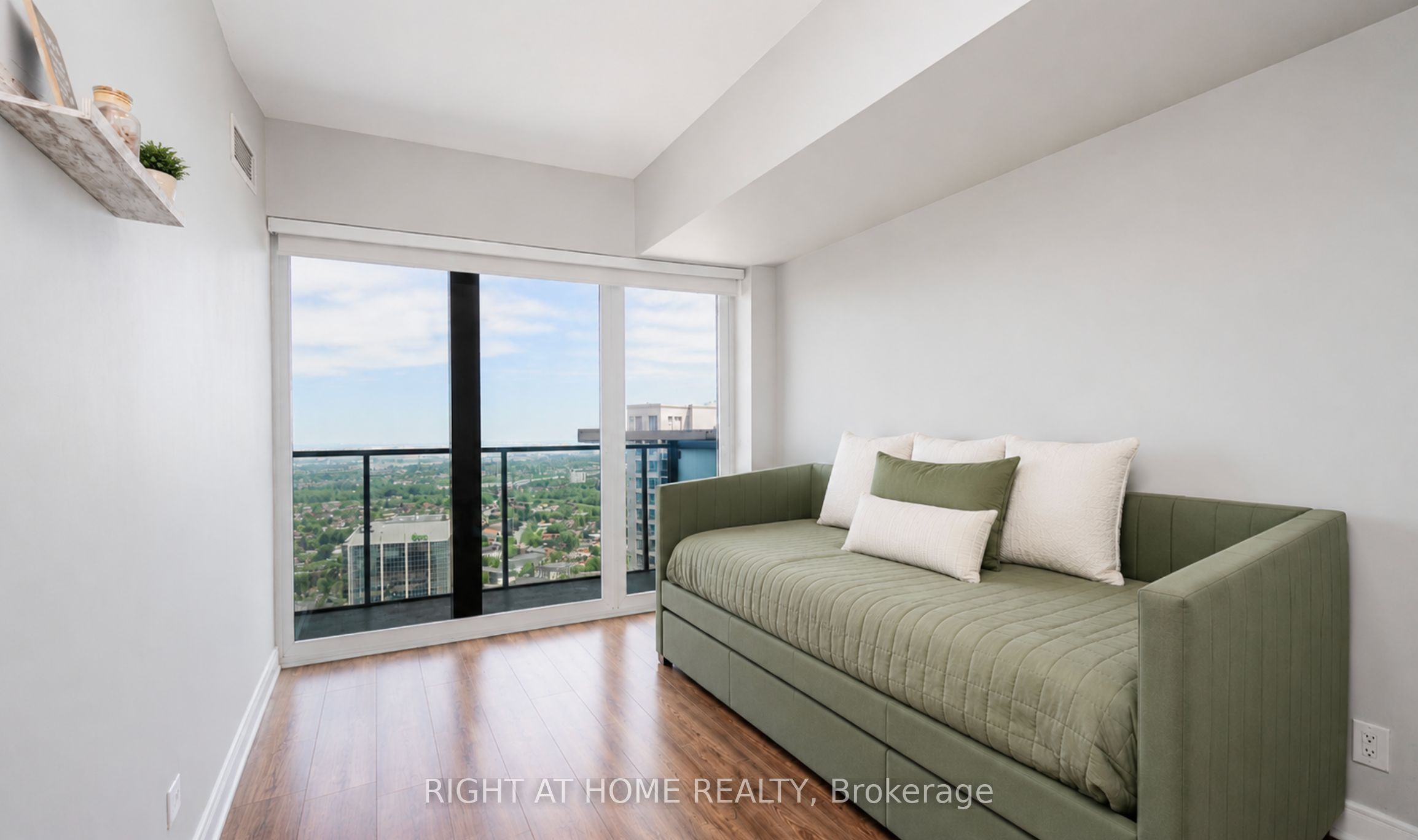 60 Absolute Avenue 3506