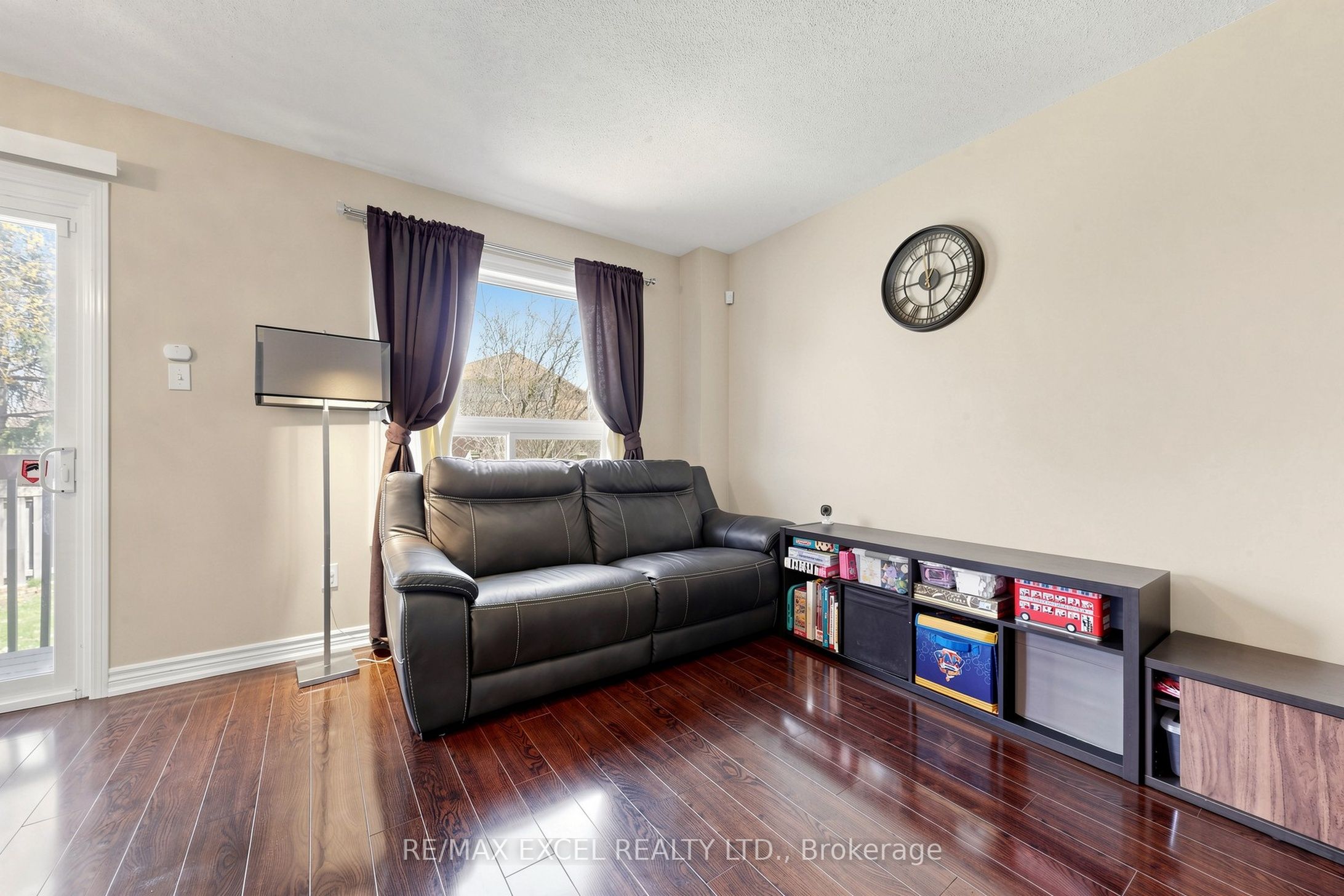 3653 Indigo Crescent