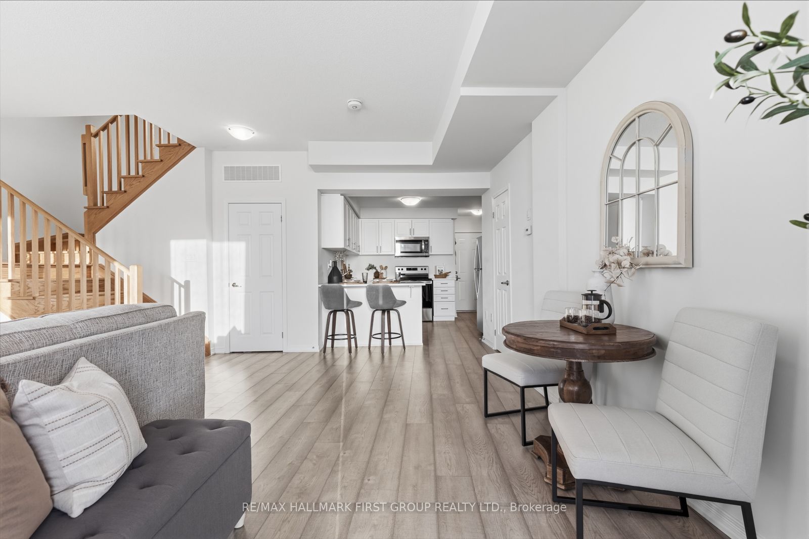 12 Humberwood Boulevard 1