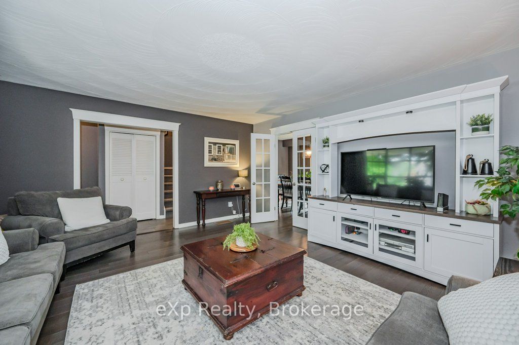 8 Malvern Crescent