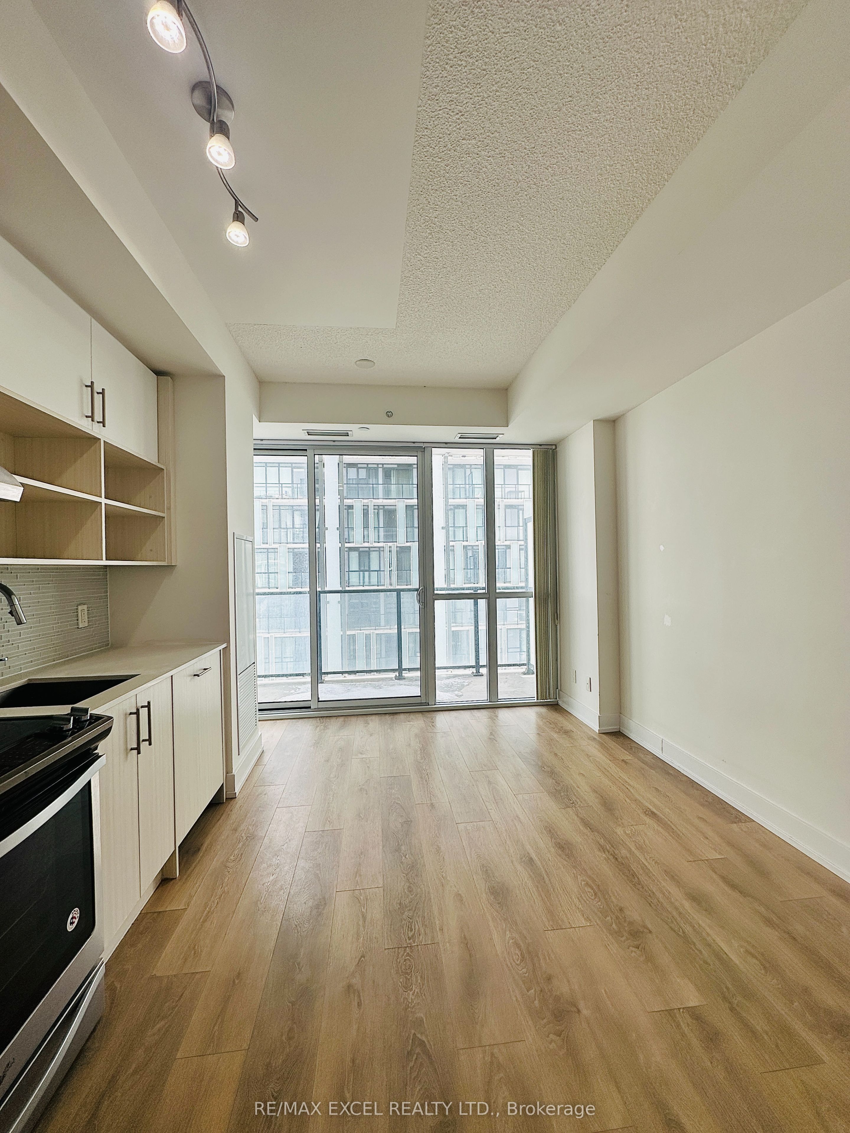 128 Fairview Mall Drive 1309