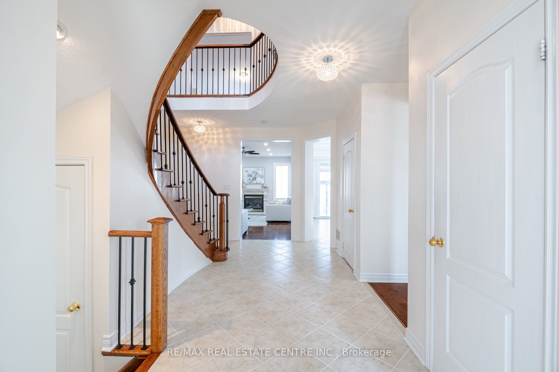 7 Prince Edward Boulevard