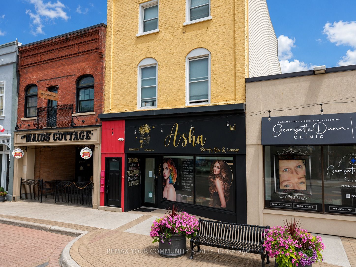 225 Main Street S