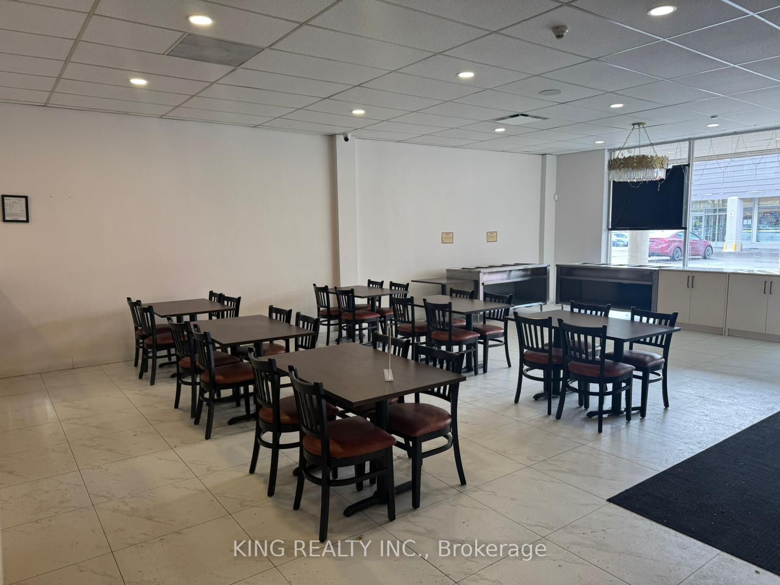 36 Avondale Boulevard