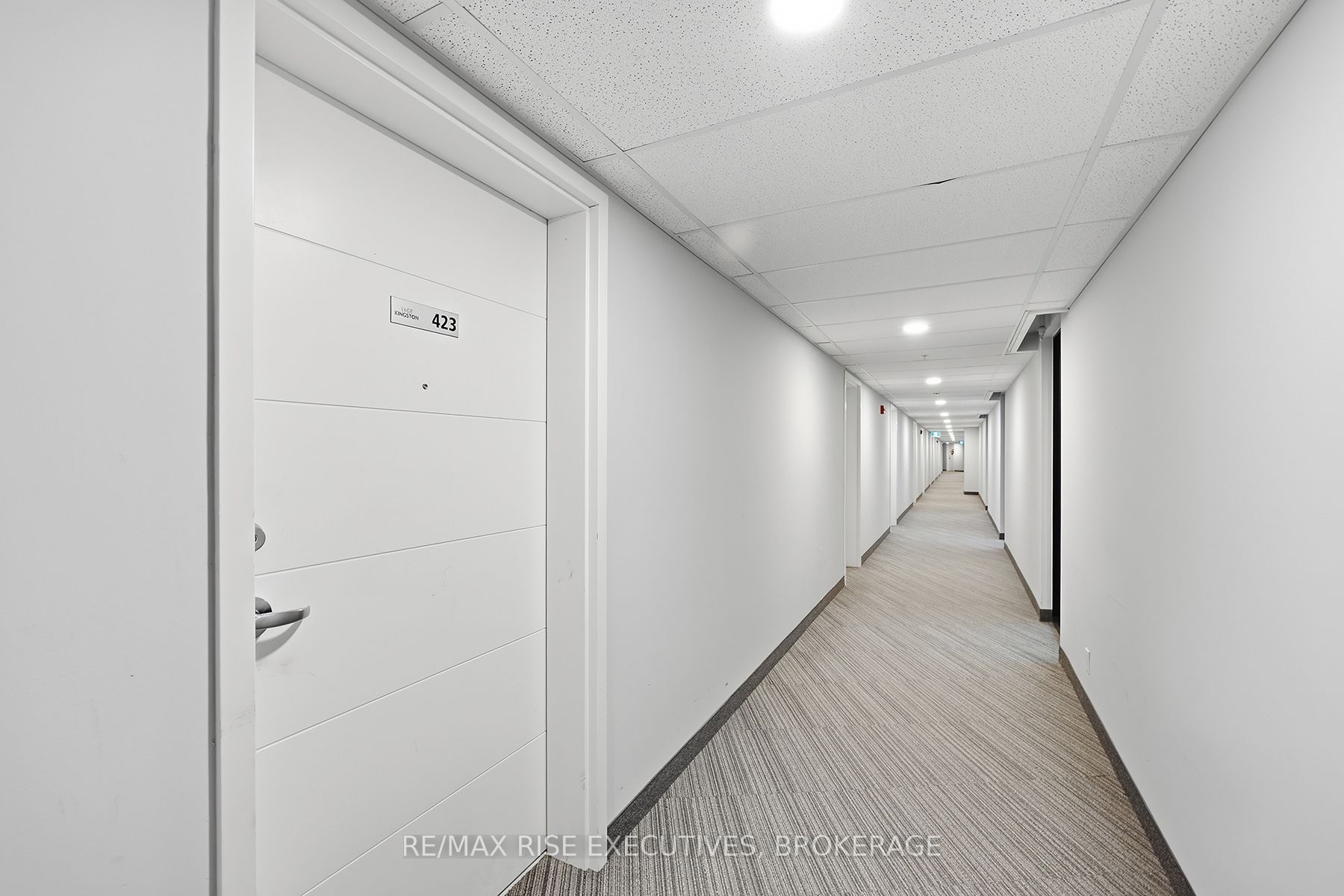 652 Princess Street 423