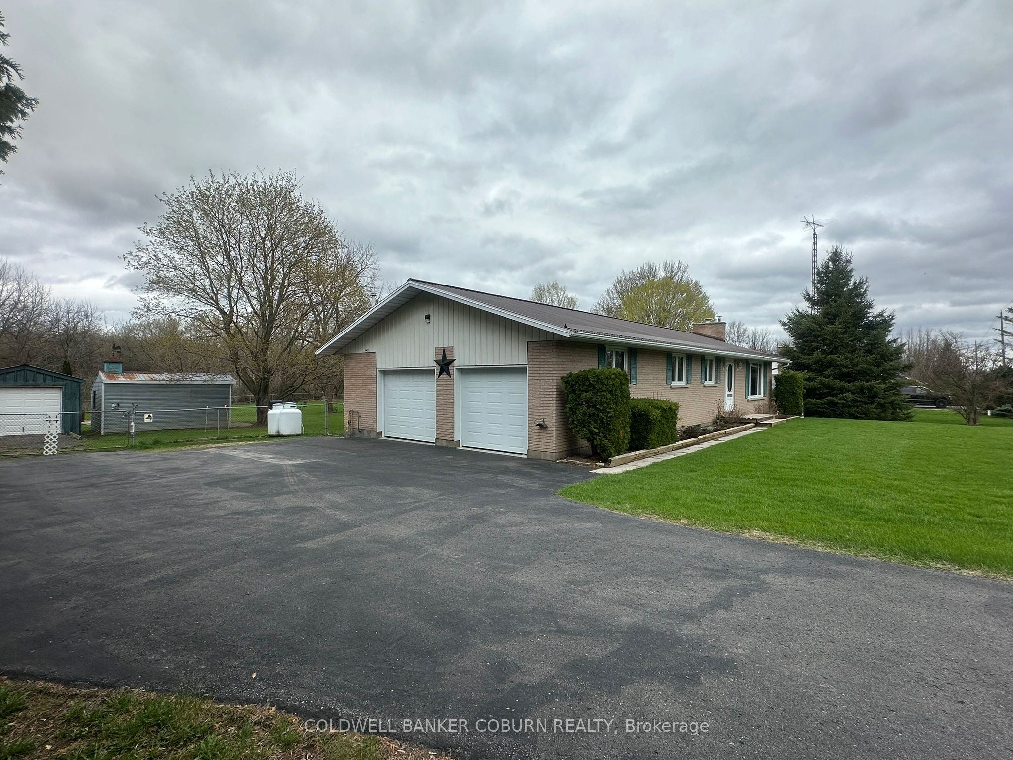 5429 County Road 16 Brinston Road