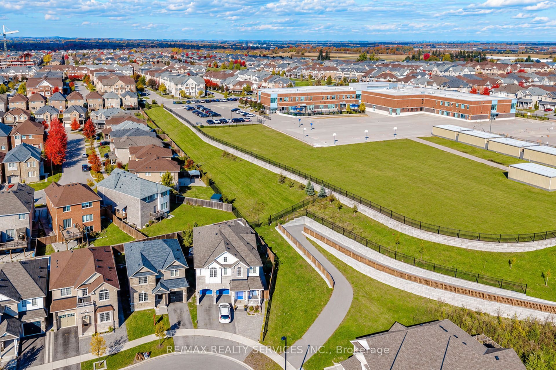 37 Skelton Crescent