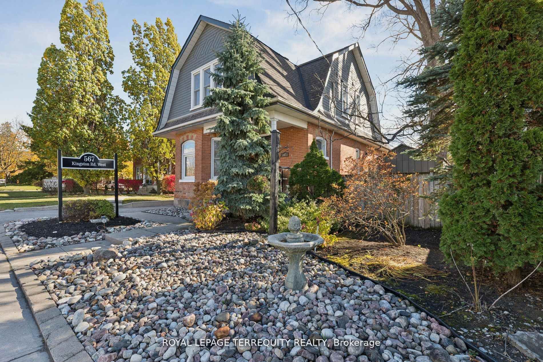 567 Kingston Road W