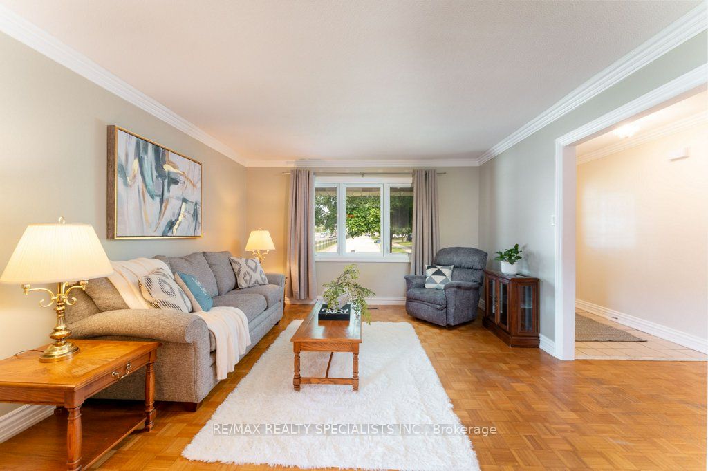 330 Hickory Circle