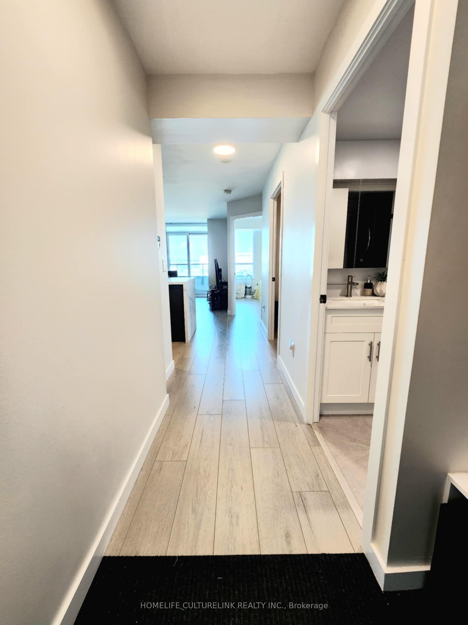 50 Brian Harrison Way 305