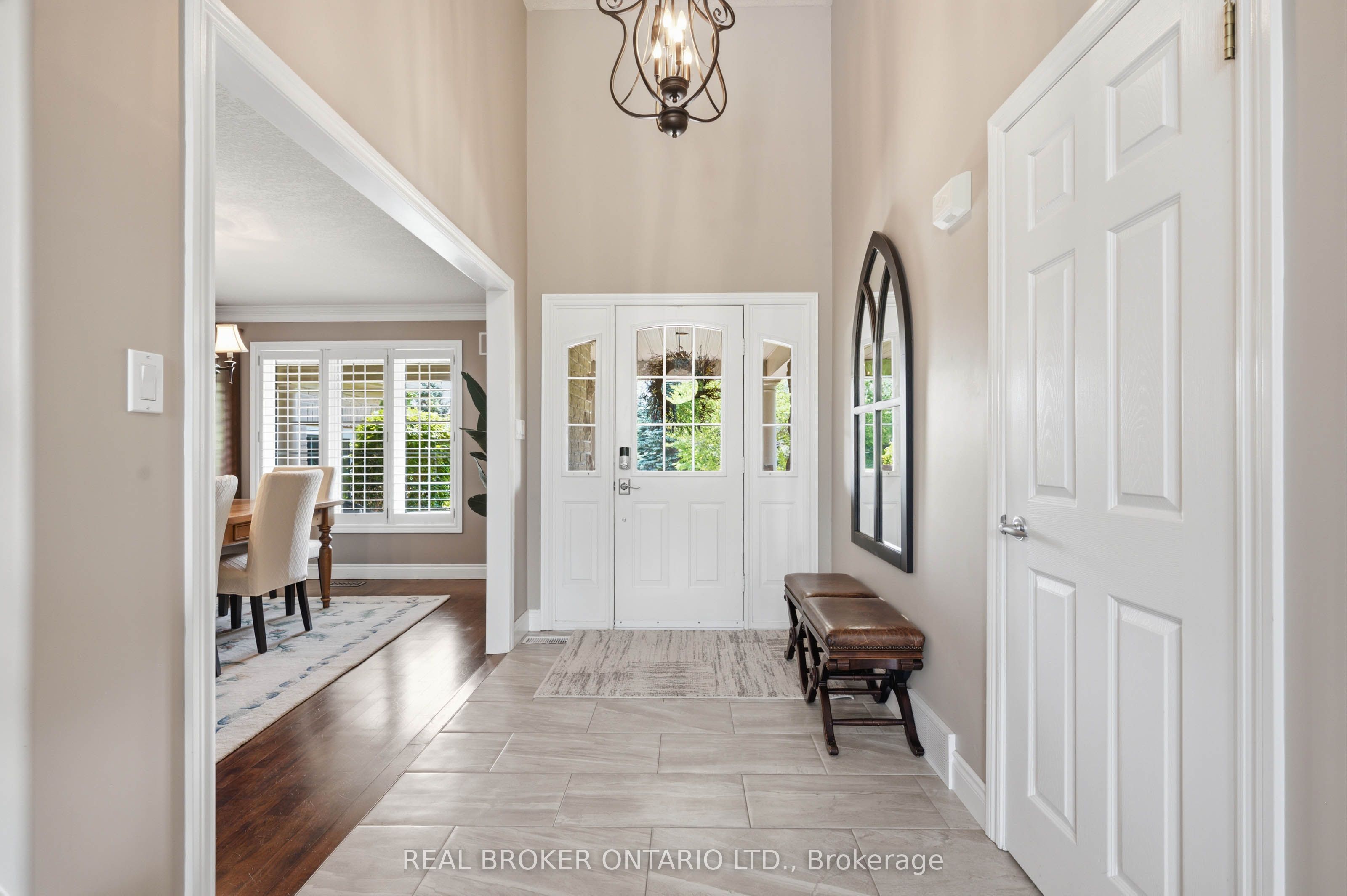 6 Pioneer Tower Crescent