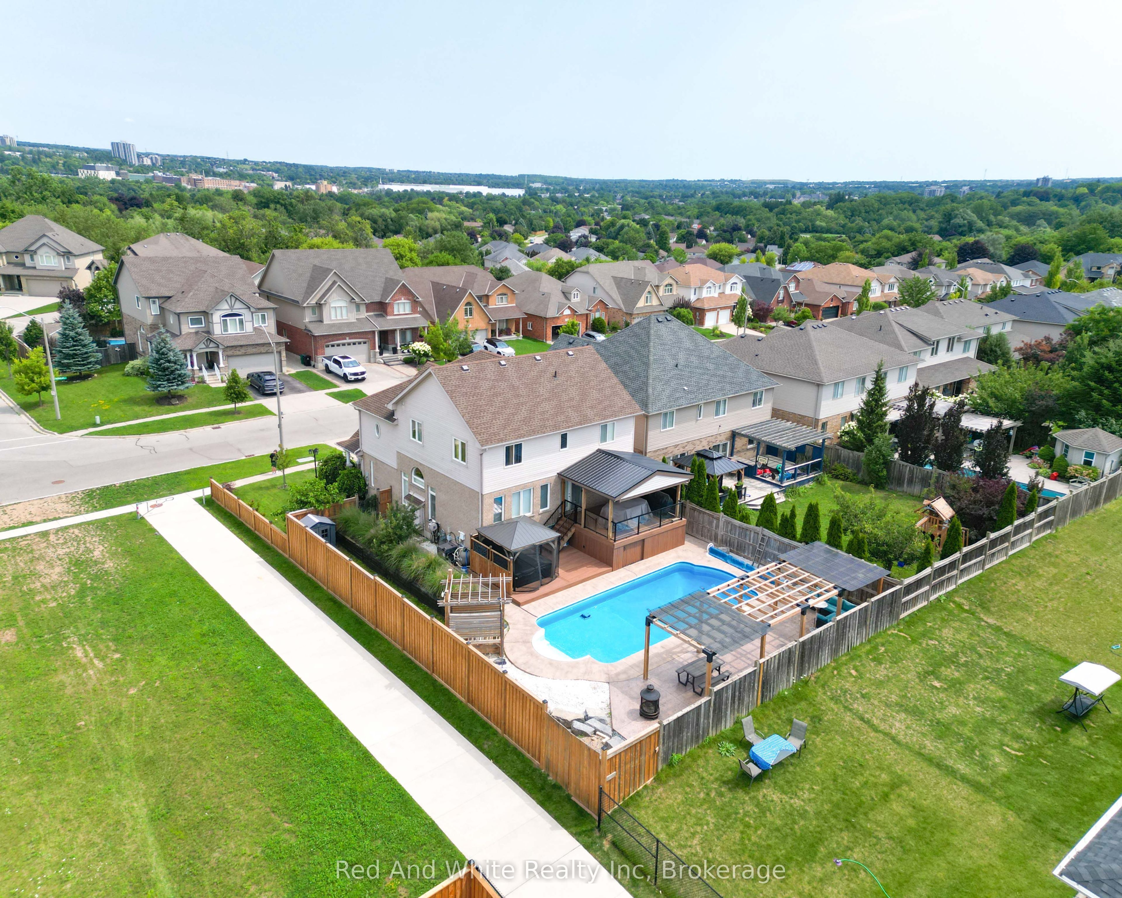 167 Westcliff Way