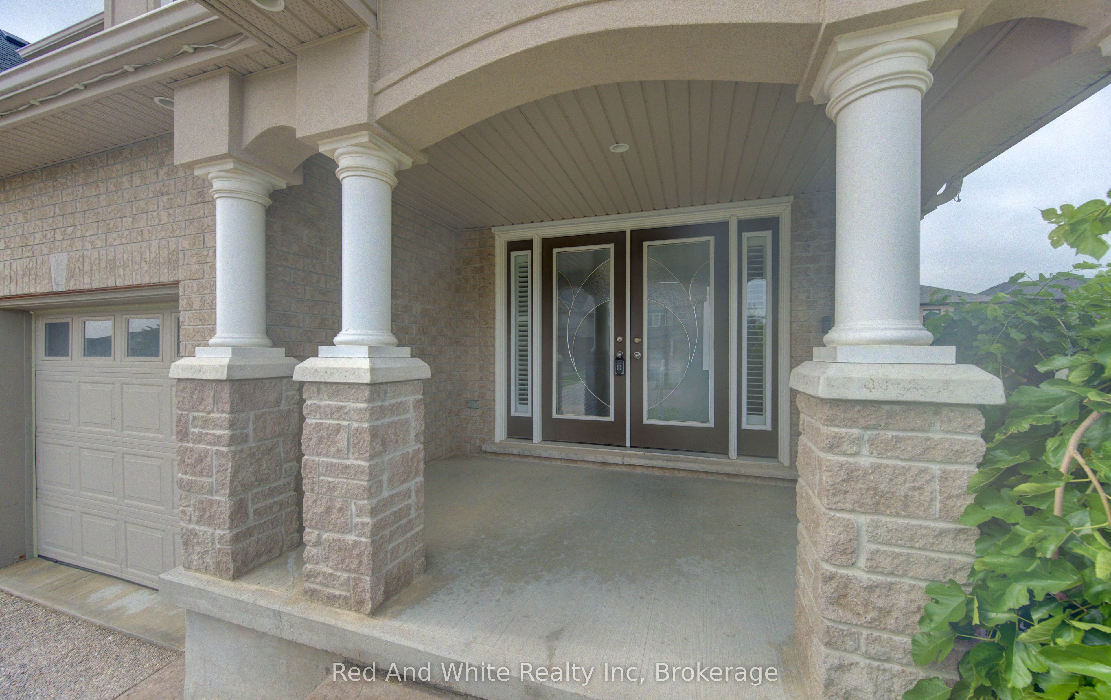 167 Westcliff Way