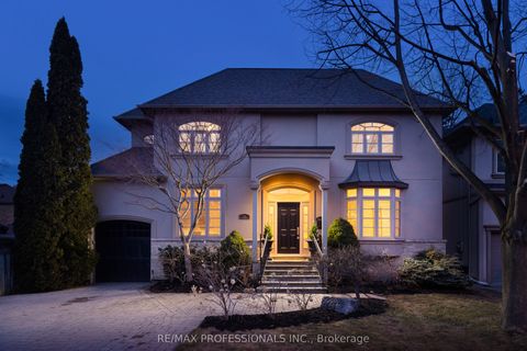31 Gardenvale Road Toronto W07 ON M8Z 4C2