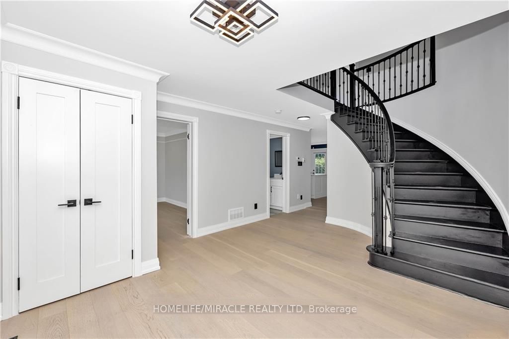 141 Kerry Hill Crescent