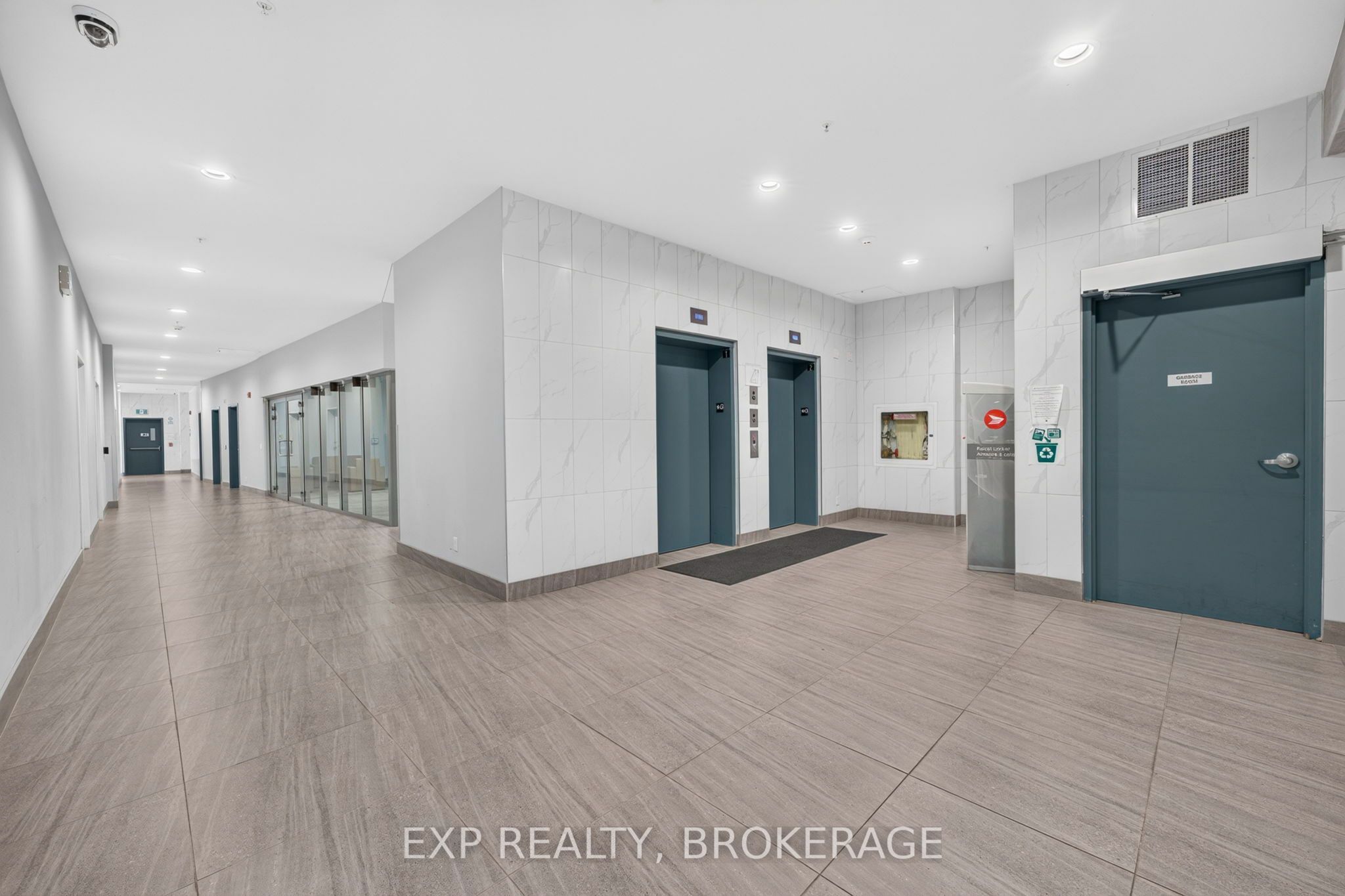 652 Princess Street 326