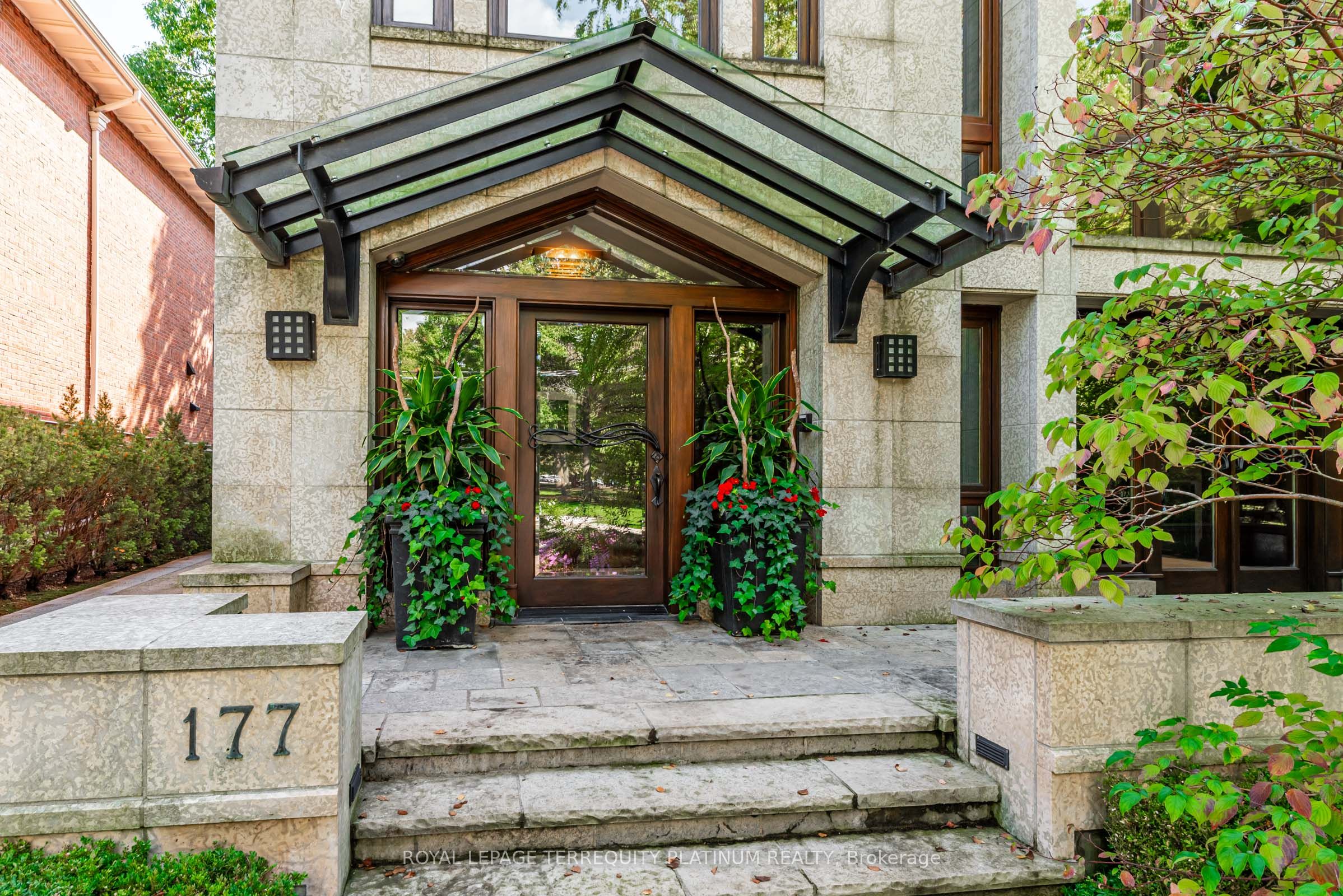 177 Roxborough Drive