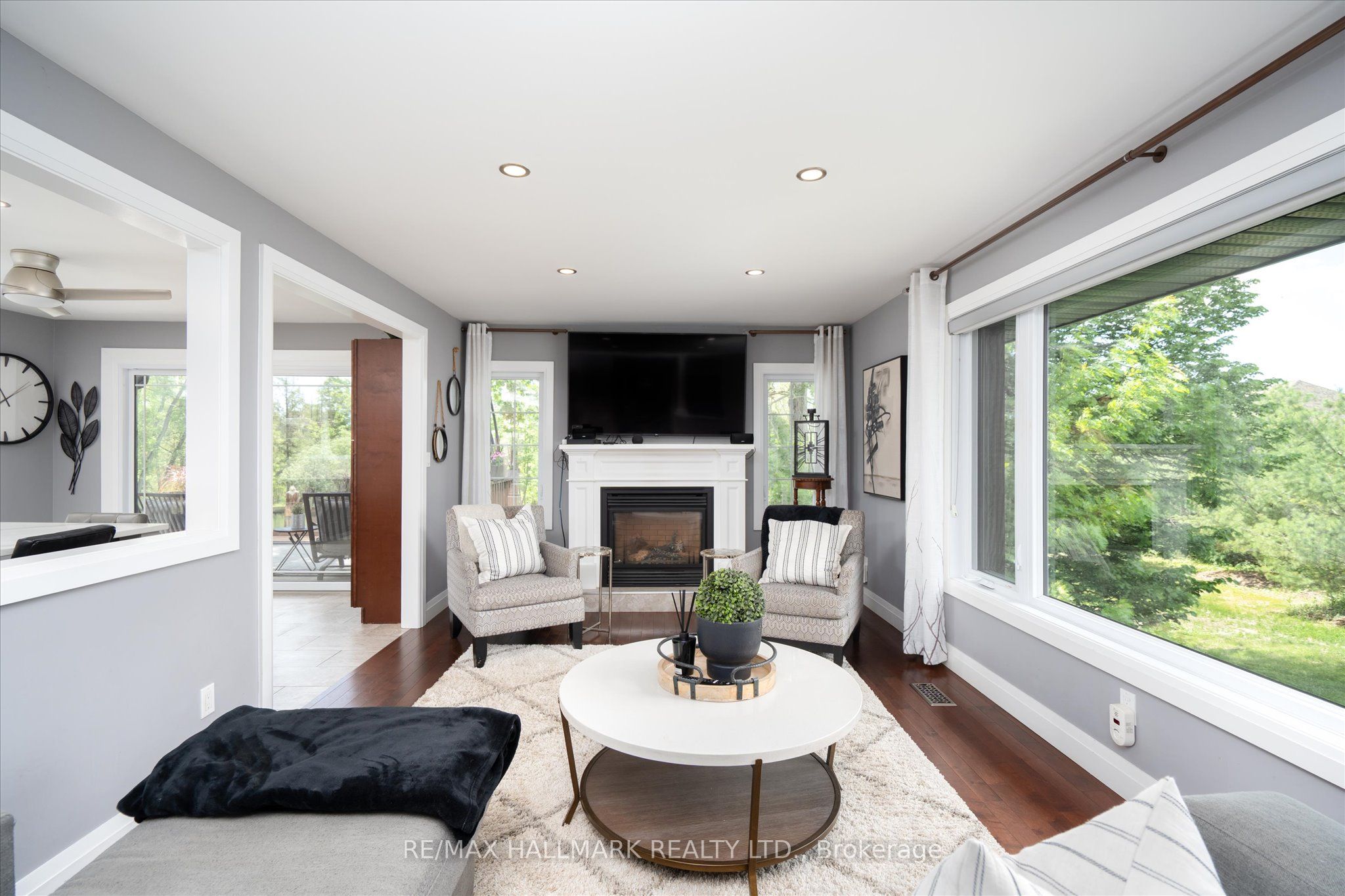 4375 Country Lane Road