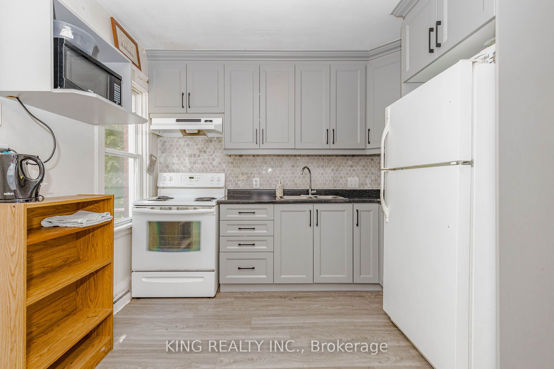1177 King Street W