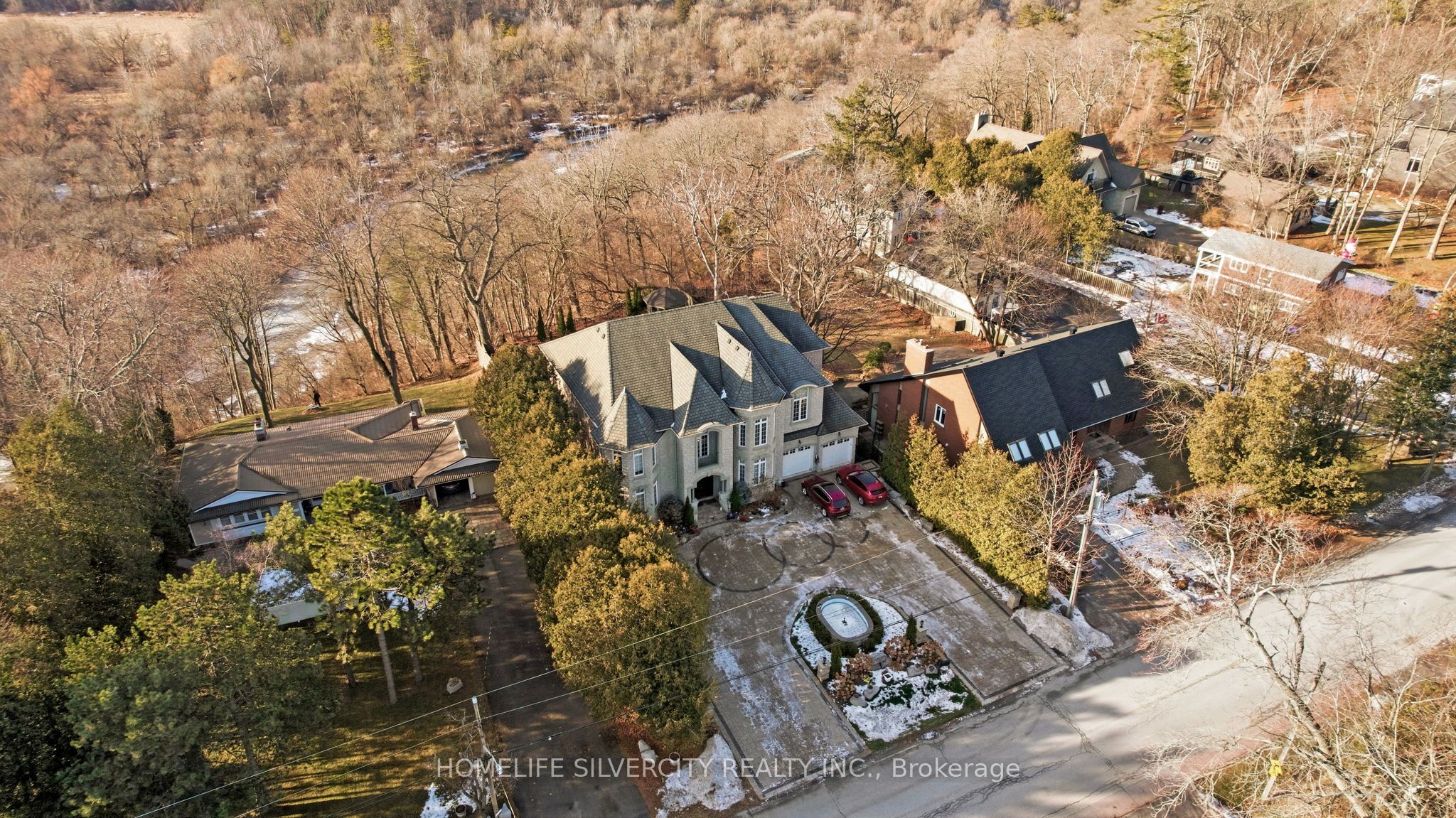 492 Rougemount Drive