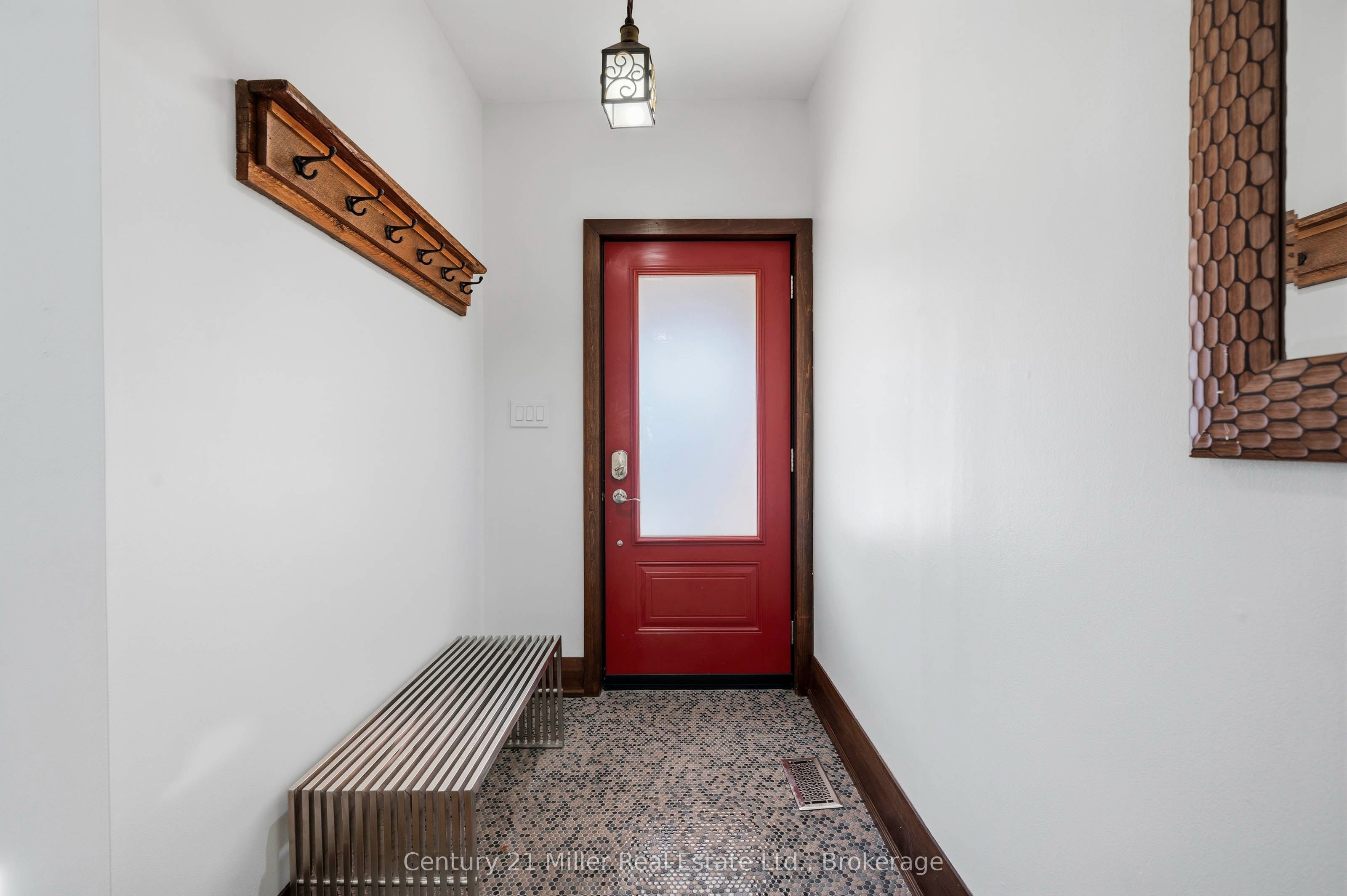 213 Boon Avenue