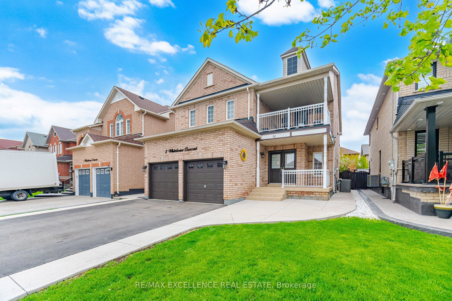 5 Whitehouse Crescent