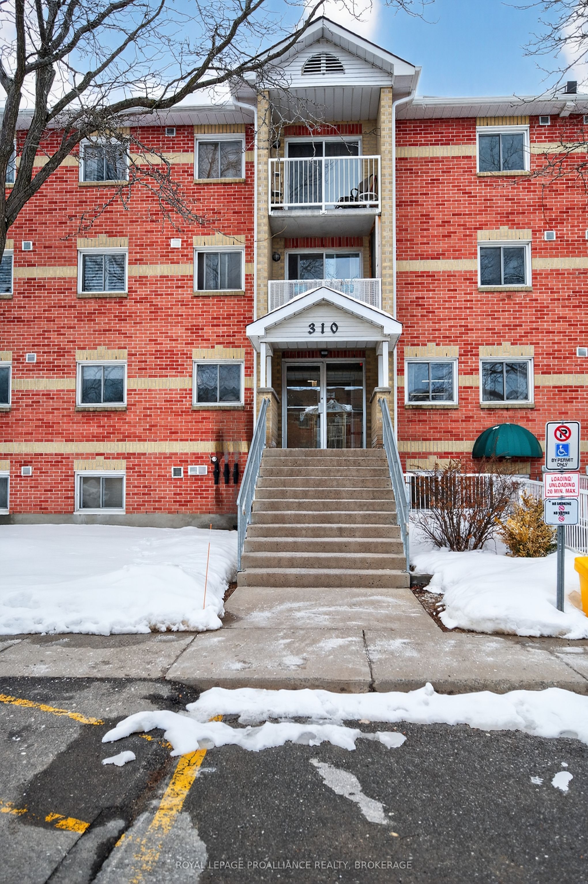 310 Kingsdale Avenue 313