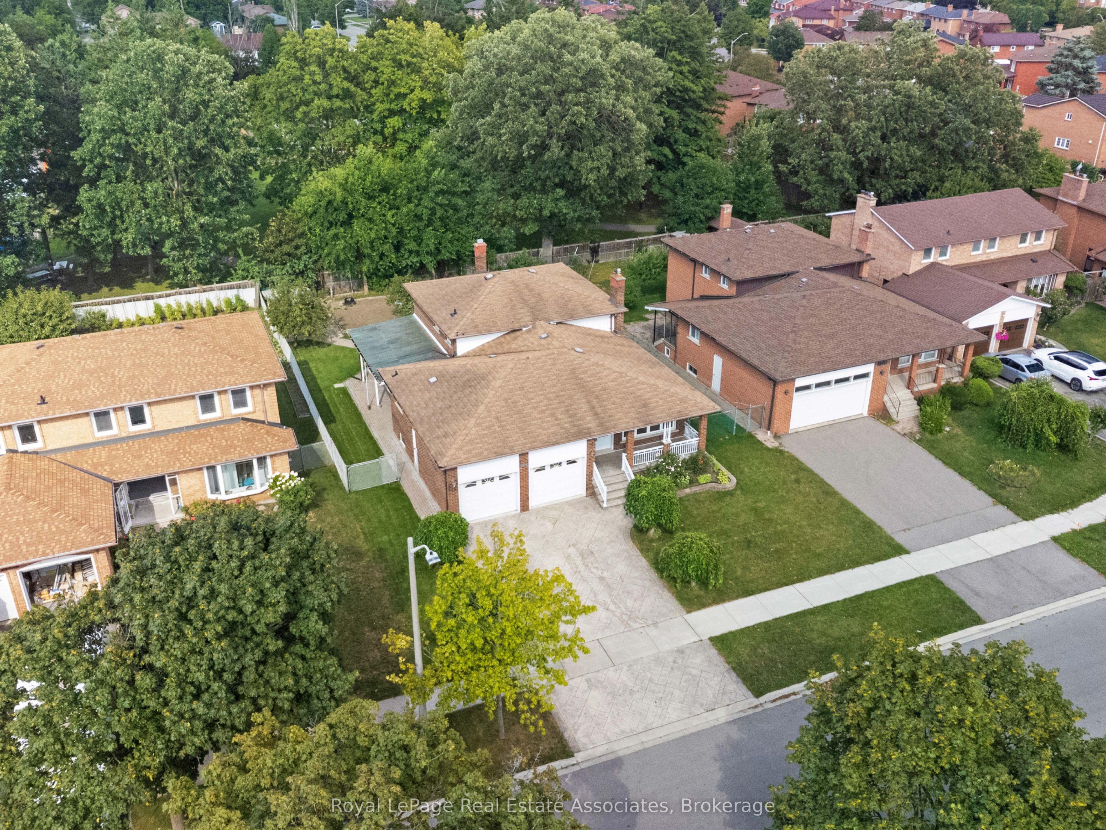 2535 Privet Crescent
