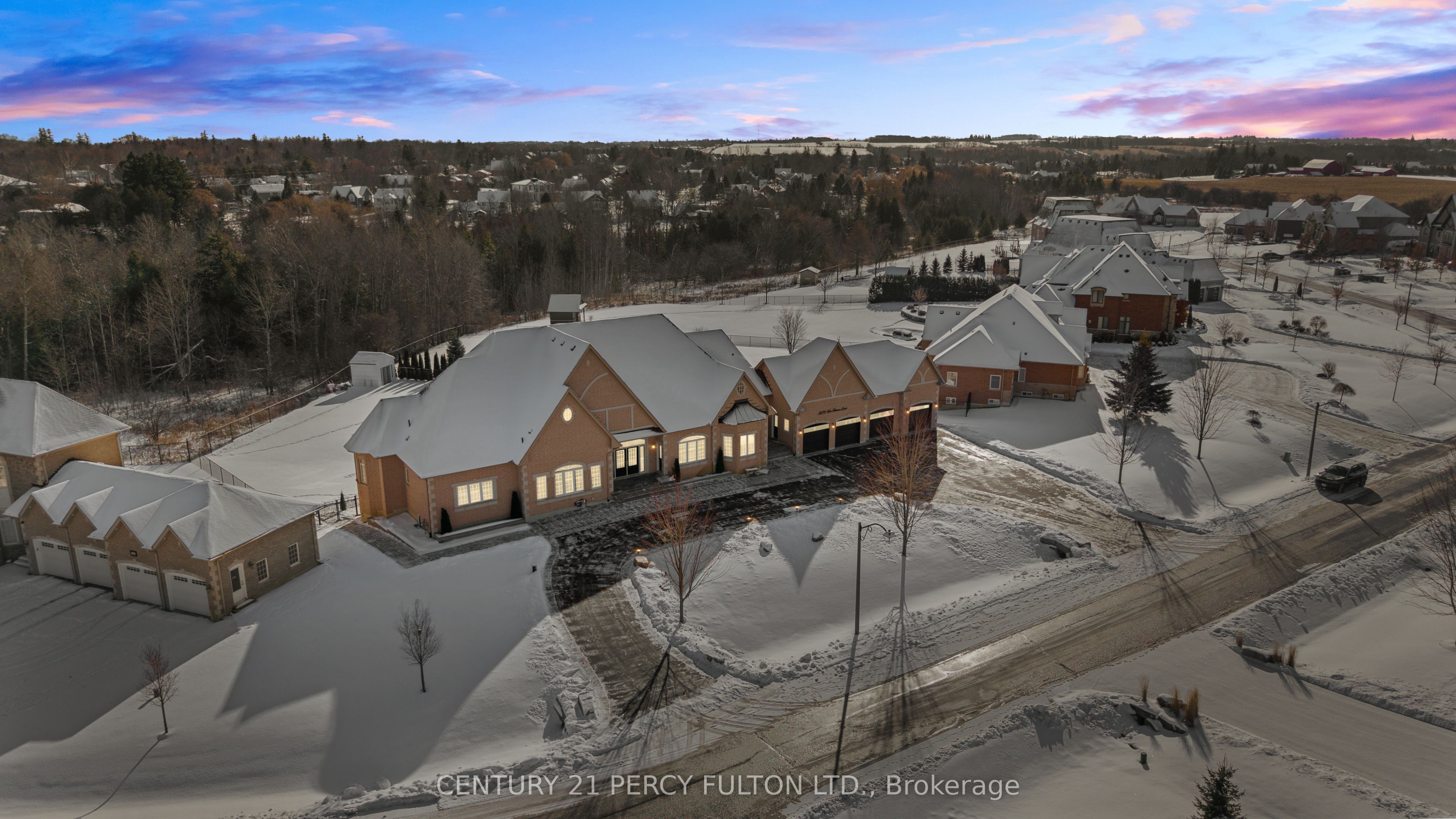 5121 Tom Thomson Court