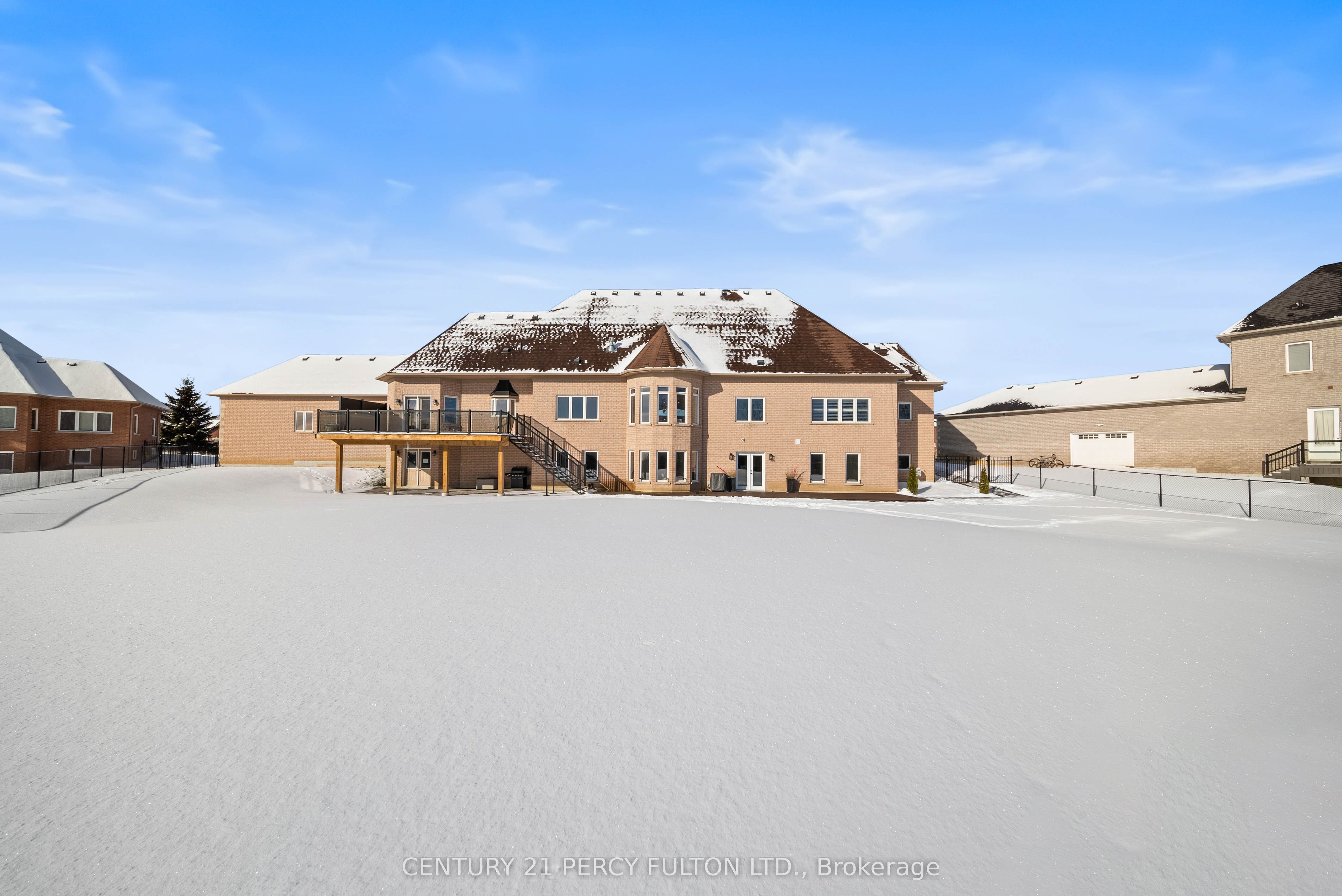 5121 Tom Thomson Court