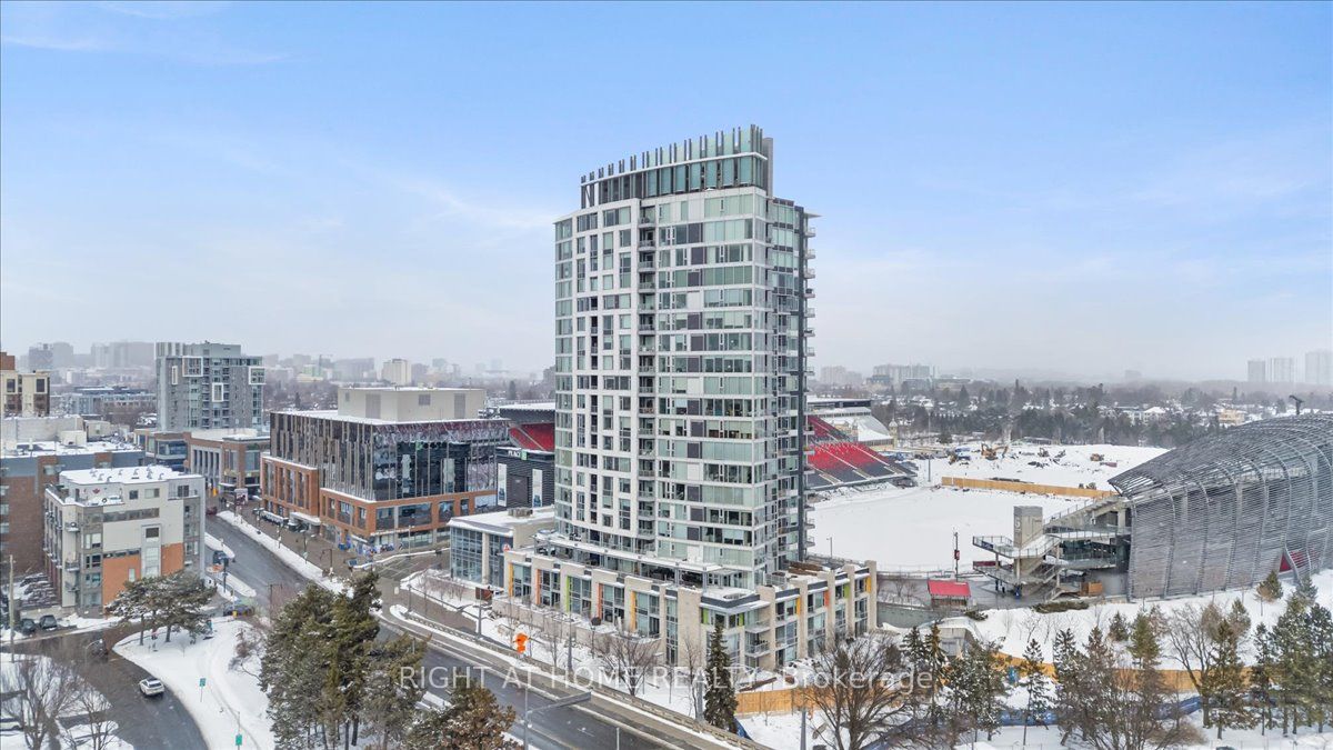 1035 Bank Street 705