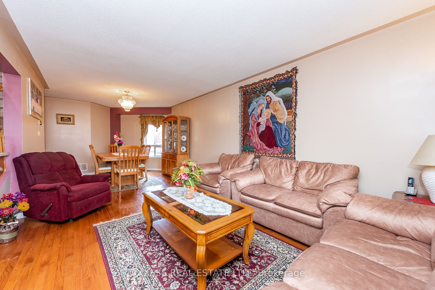 975 Bristol Road W