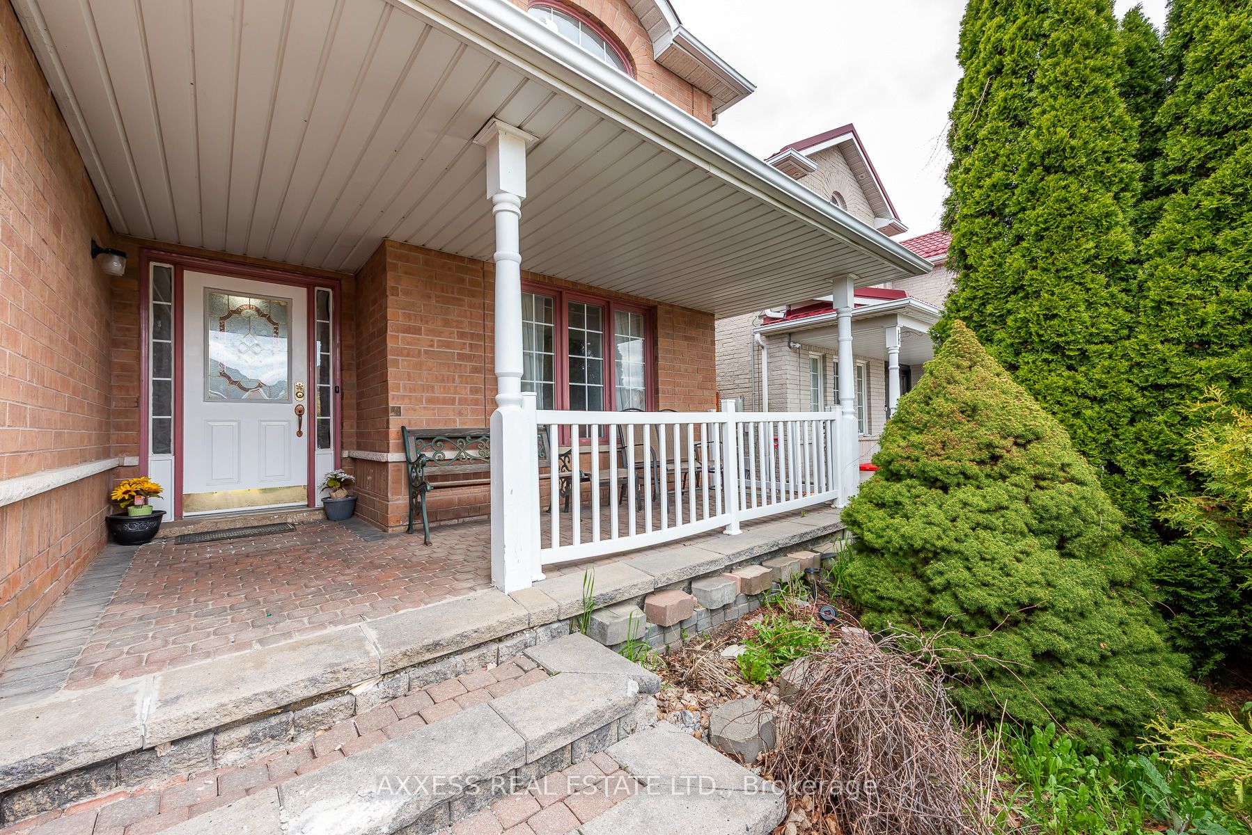 975 Bristol Road W