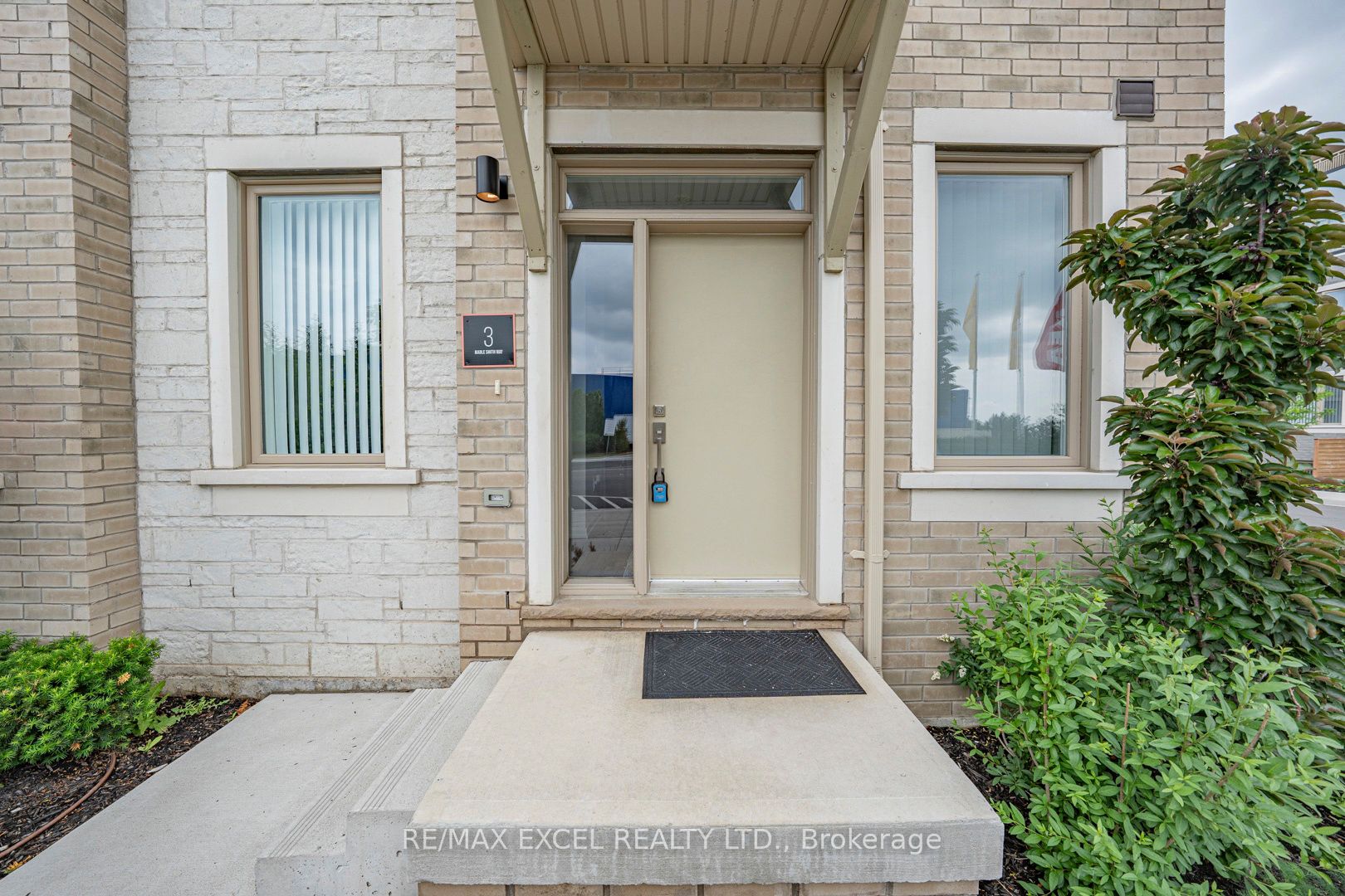 3 Mable Smith Way