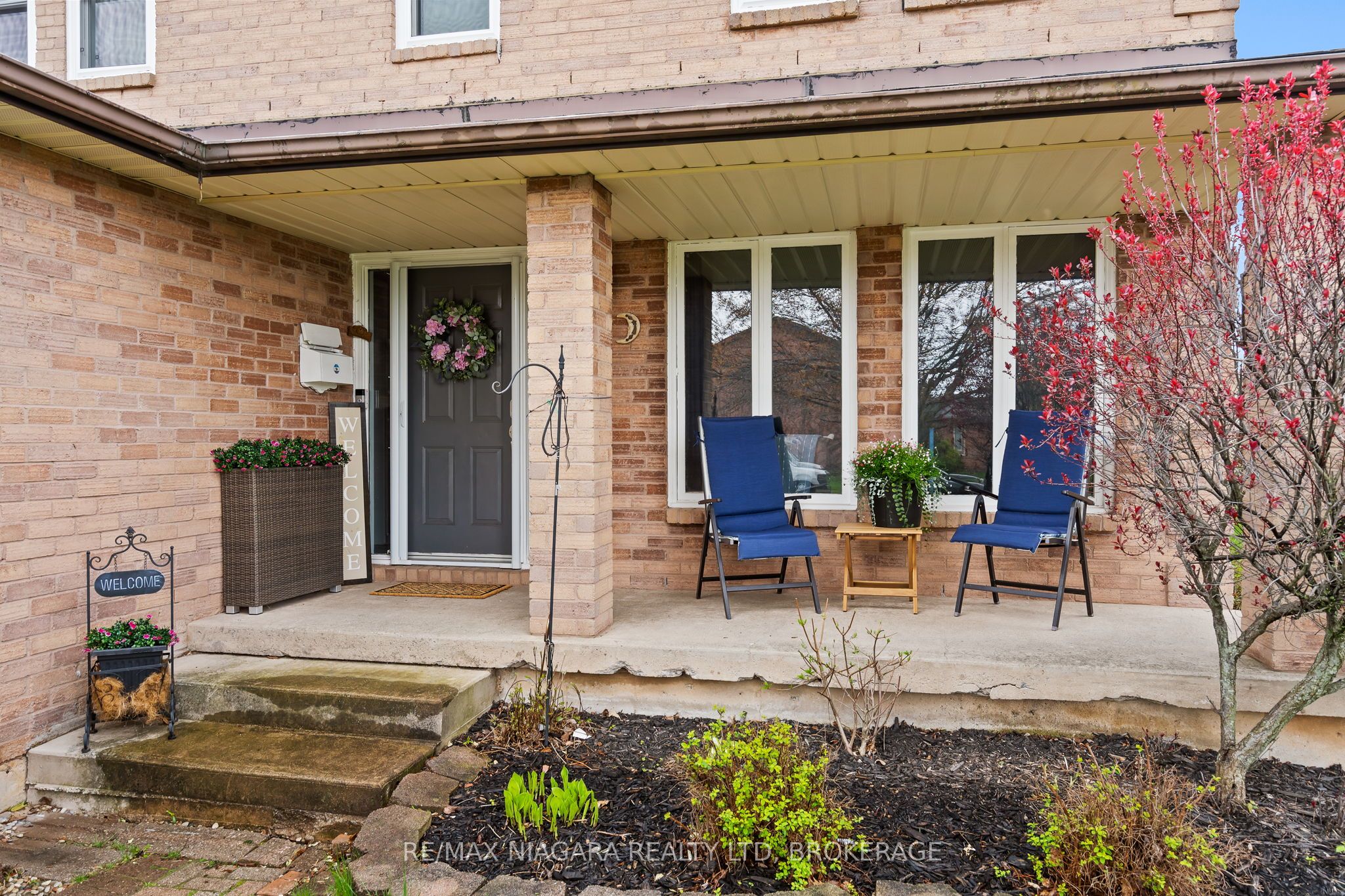 51 Woodrush Avenue