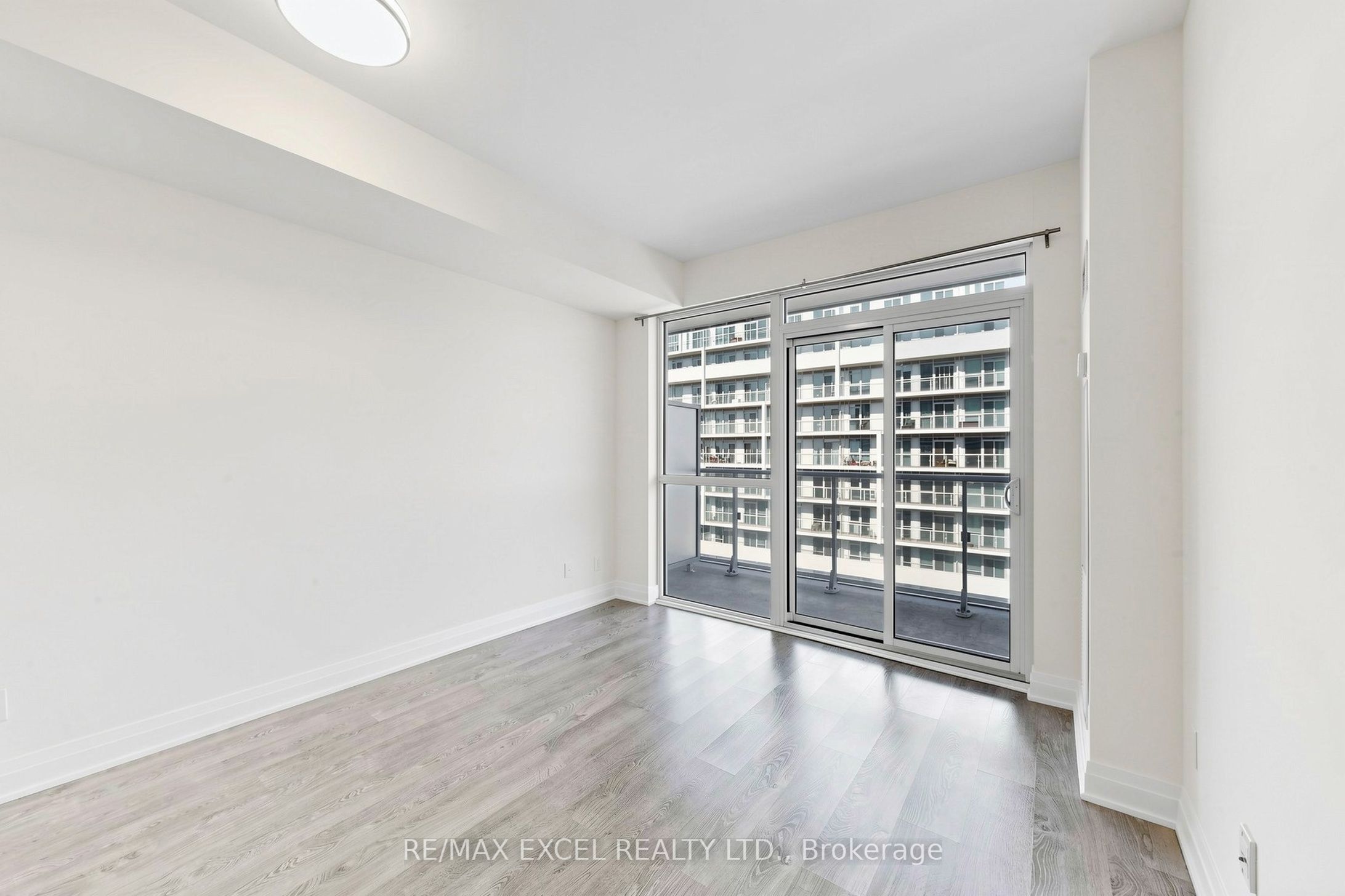 55 Speers Road 1702