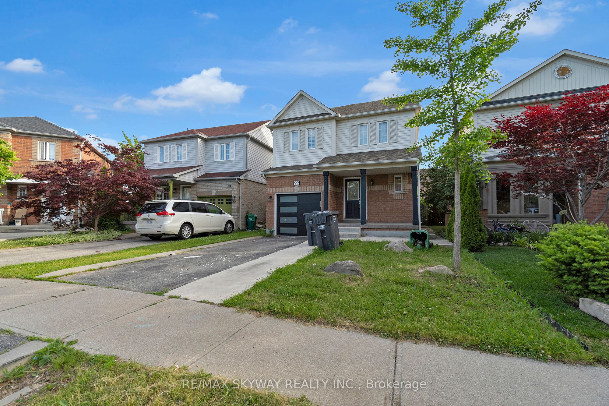 92 Charleswood Circle