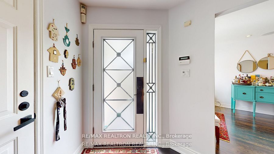 145 Roseborough Crescent
